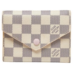 Louis Vuitton - Portefeuille Victorine en toile Damier Azur