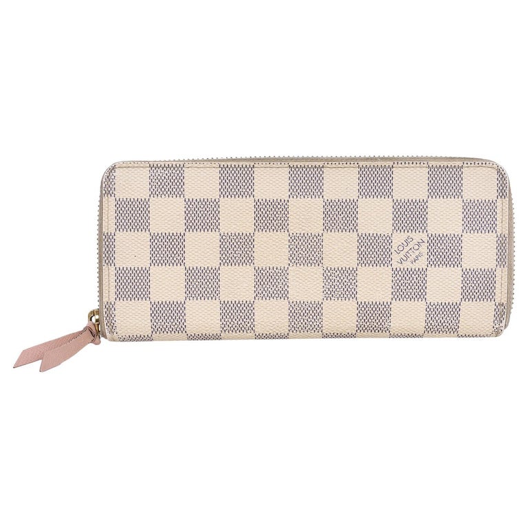 louis vuitton wallet date code location