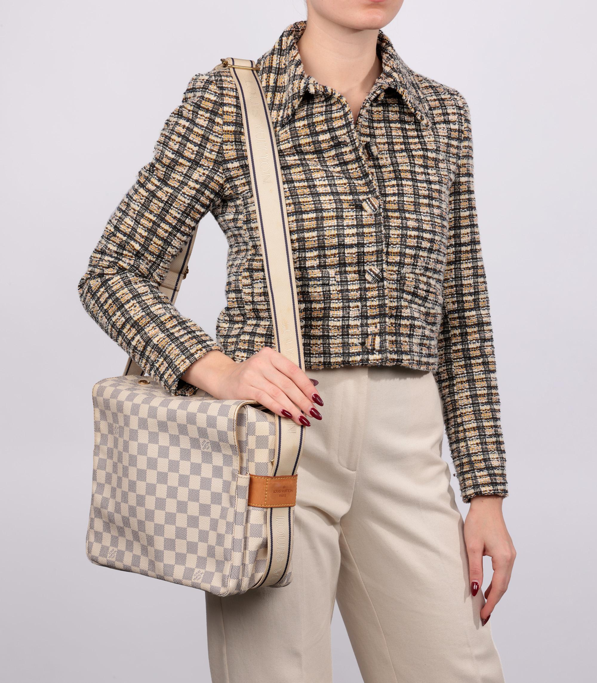 Louis Vuitton Damier Azur Coated Canvas Naviglio

Brand- Louis Vuitton
Model- Navigilio
Product Type- Crossbody, Shoulder
Serial Number- SR****
Age- Circa 2007
Colour- Beige
Hardware- Golden Brass
Material(s)- Coated Canvas
Authenticity Details-