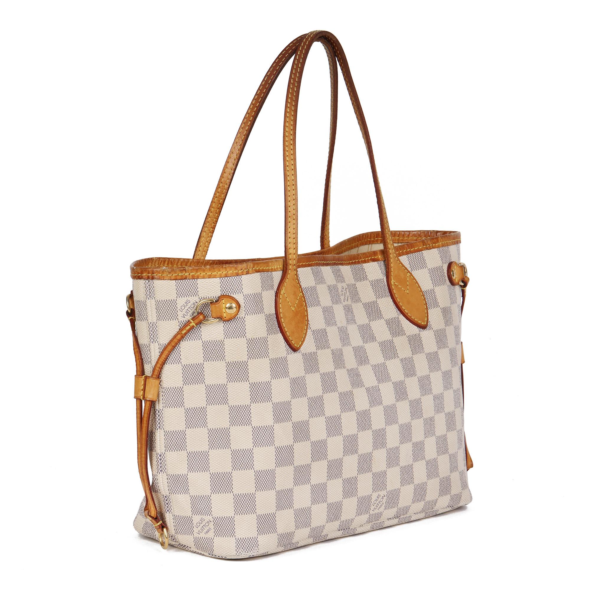 LOUIS VUITTON
Damier Azur Coated Canvas Neverfull PM

Xupes Reference: CB634
Serial Number: VI 0150
Age (Circa): 2010
Authenticity Details: Date Stamp (Made in France)
Gender: Ladies
Type: Shoulder, Tote

Colour: Beige
Hardware: Golden Brass
