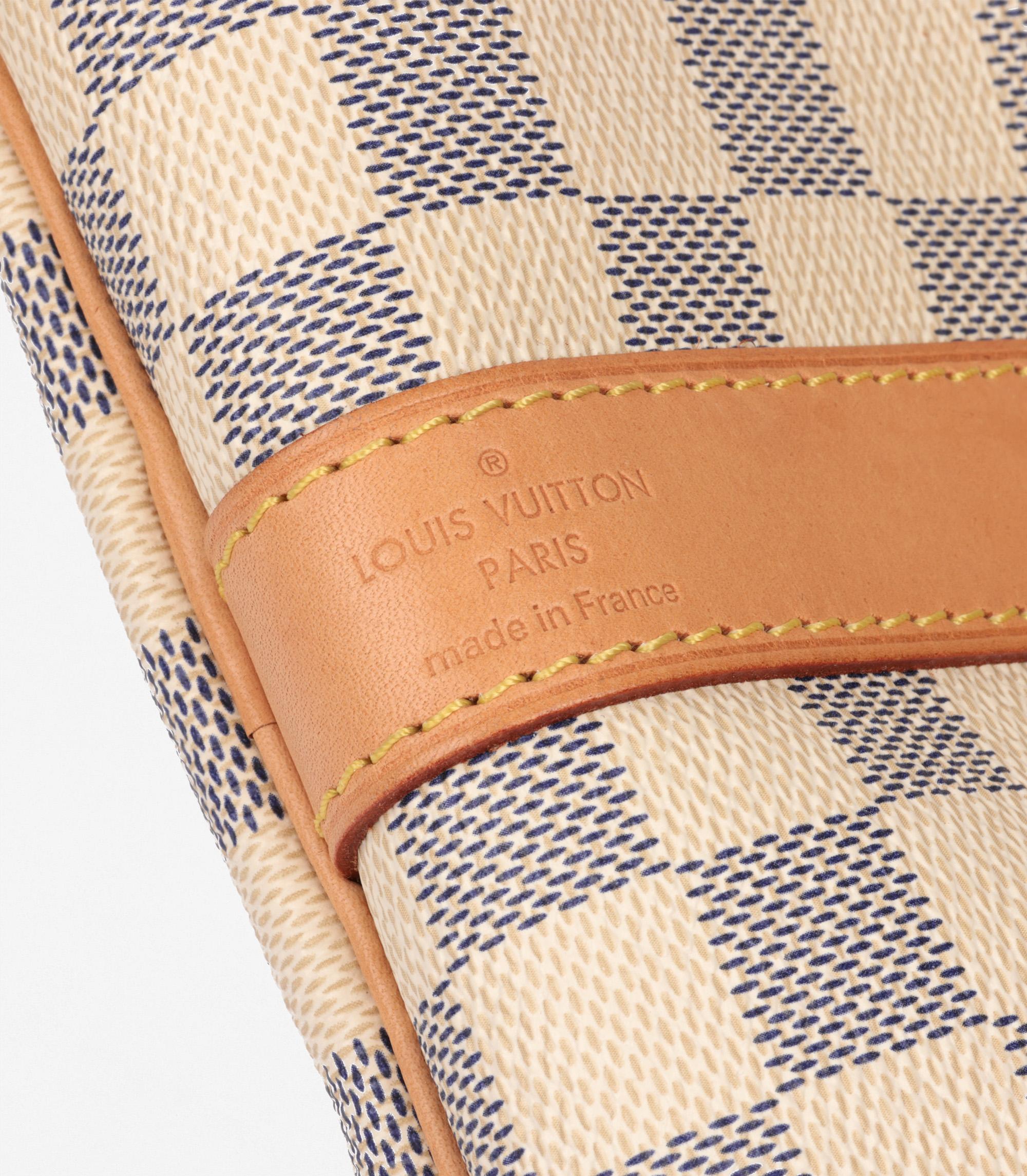 Louis Vuitton Damier Azur Beschichtetes Segeltuch & Vachetta Leder Keepall 55 im Angebot 3