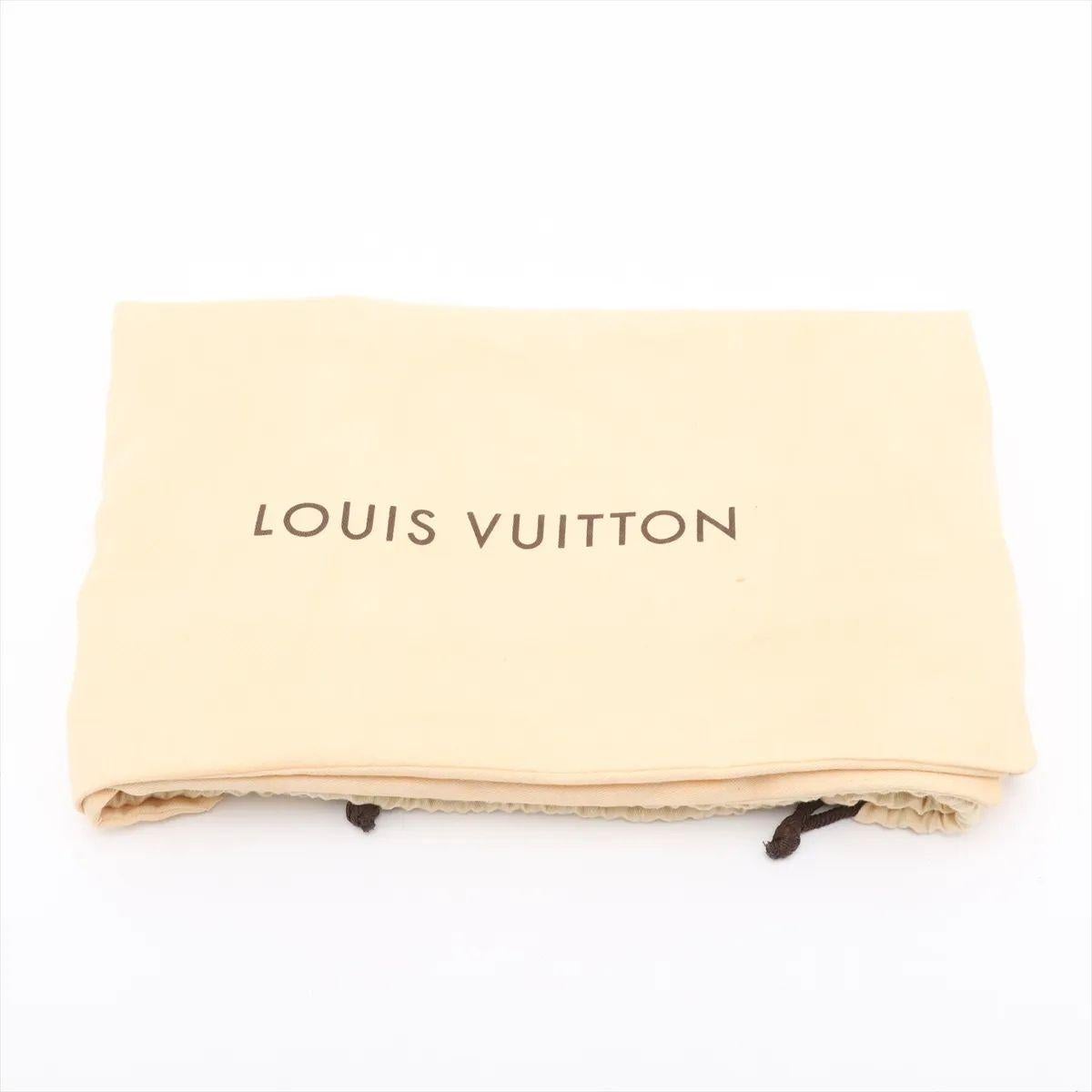 Louis Vuitton Damier Azur Figheri PM For Sale 12