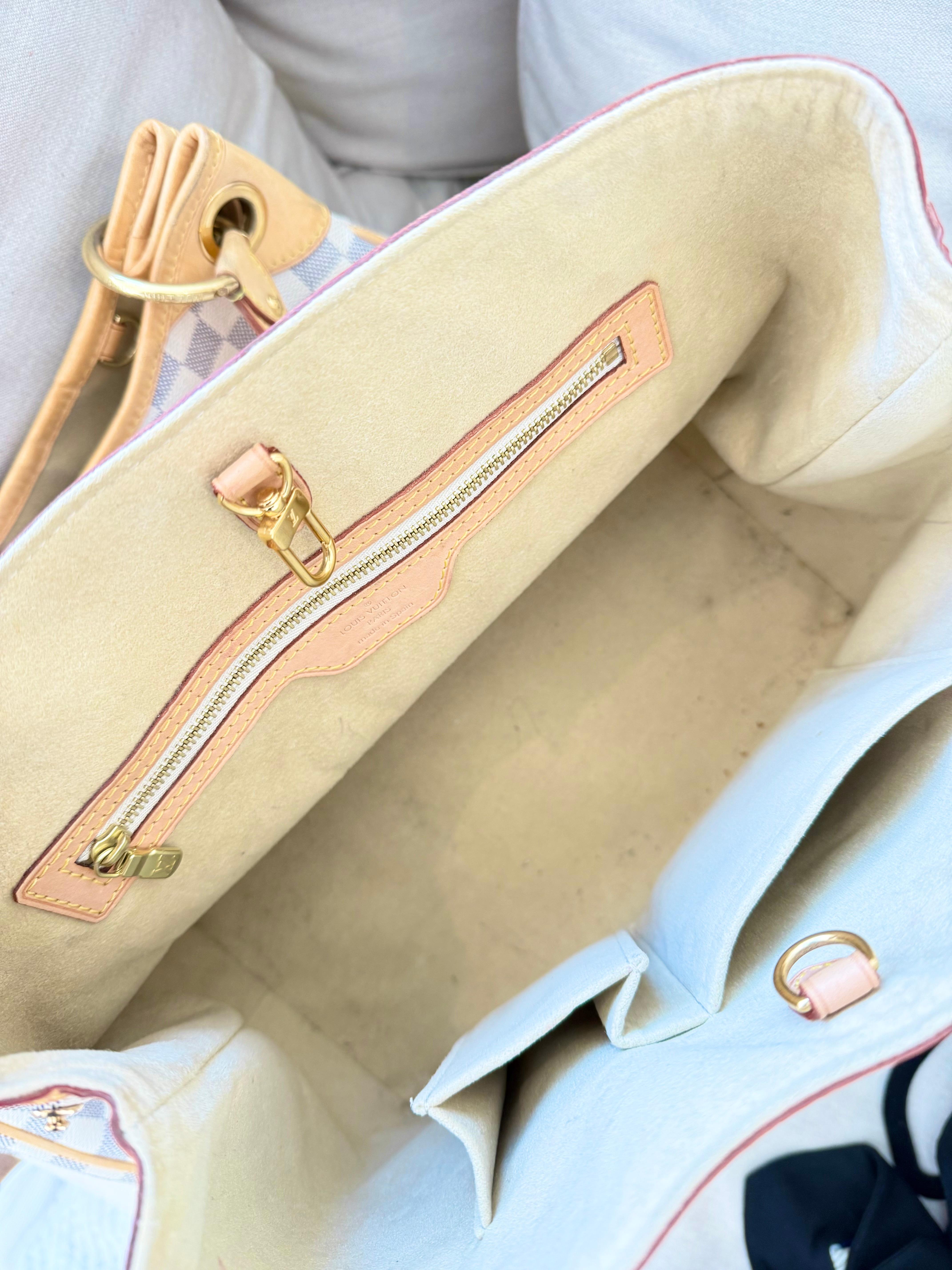 Louis Vuitton Damier Azur Hampstead PM Early Rare Model Collector 2000s Tote Bag en vente 4