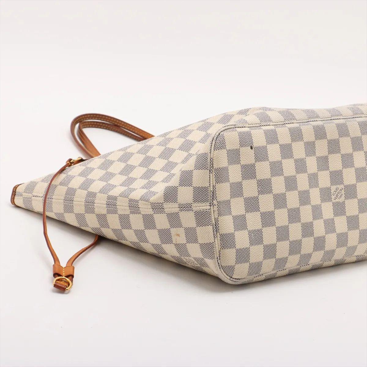 Women's Louis Vuitton Damier Azur Neverfull MM