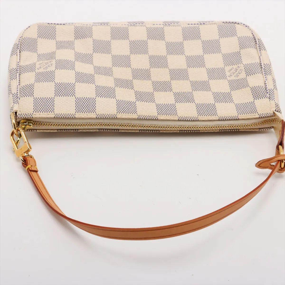 Accessori Louis Vuitton Damier Azur Pochette in vendita 1