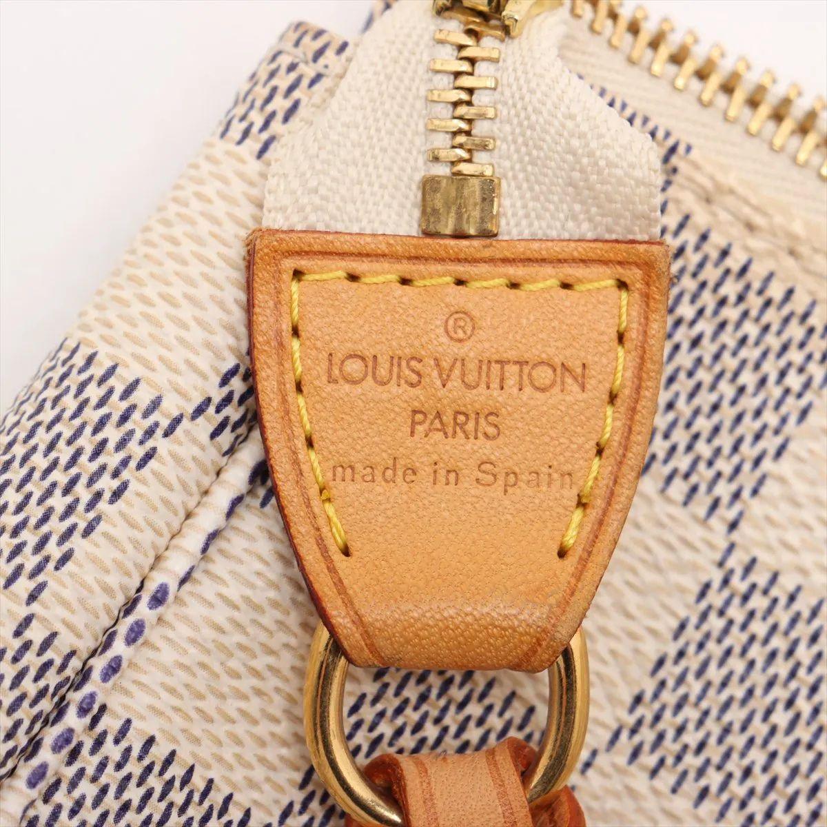Accessori Louis Vuitton Damier Azur Pochette in vendita 4