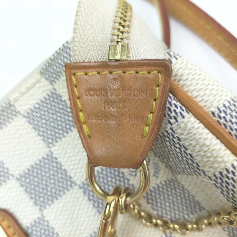 Louis Vuitton Damier Azur Pochette Eva Crossbody 2way Bag 863189 In Good Condition For Sale In Dix hills, NY