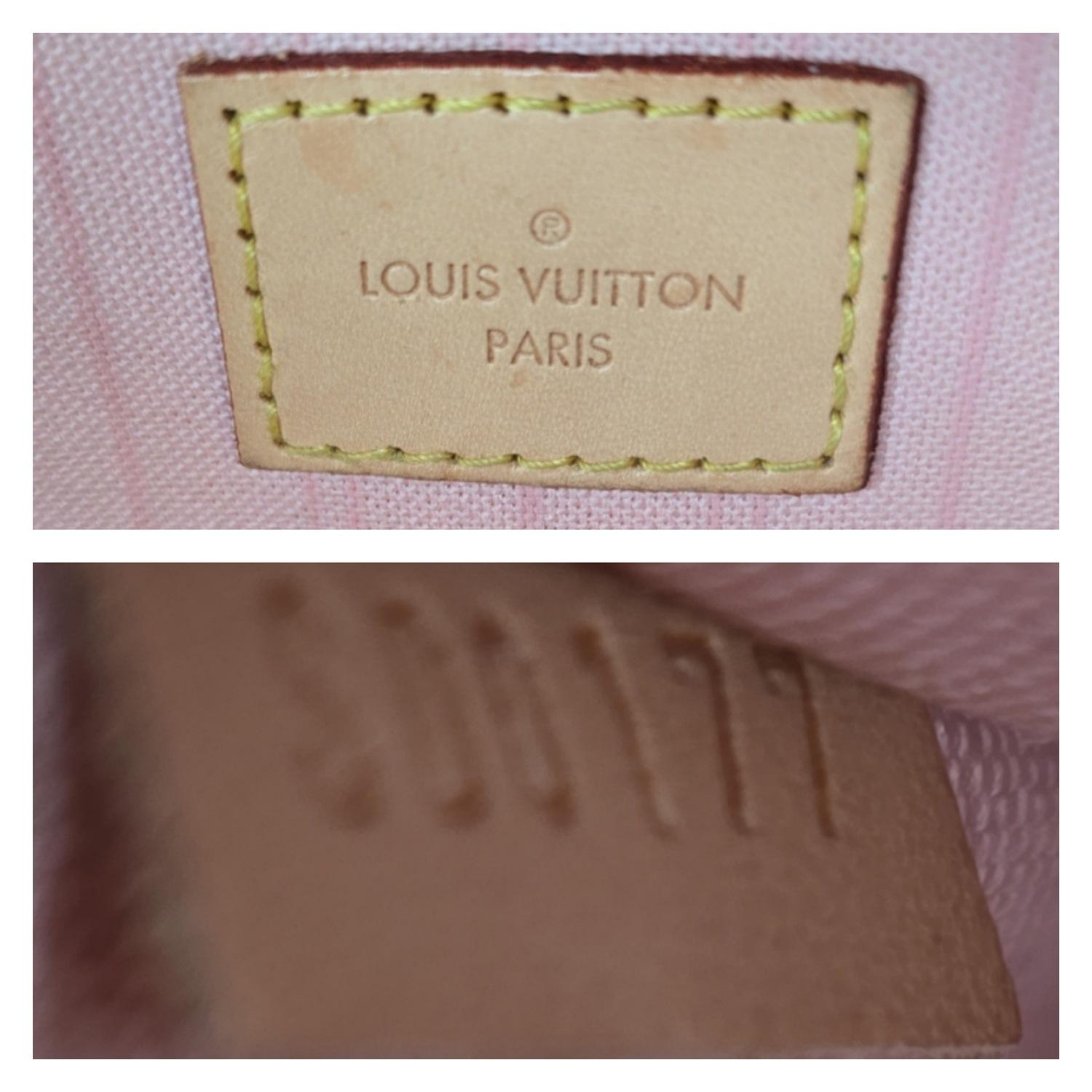 Louis Vuitton Damier Azur Pochette Wristlet Rose Ballerine For Sale 3