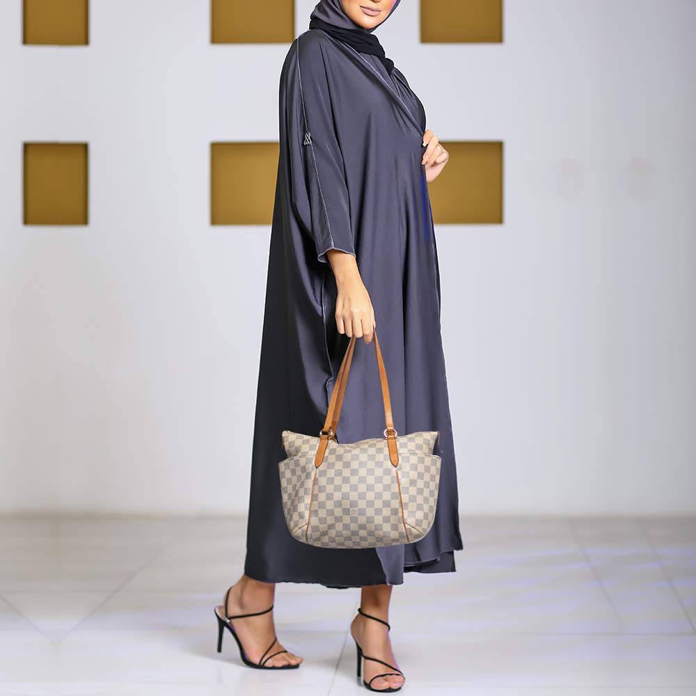 Louis Vuitton Damier Azur Totally PM Bag In Fair Condition In Dubai, Al Qouz 2