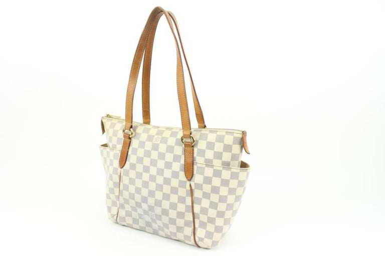 Sold at Auction: Louis Vuitton Damier Azur Totally MM