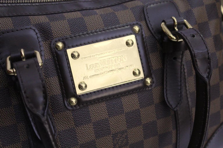 Berkeley cloth handbag Louis Vuitton Beige in Cloth - 25253164