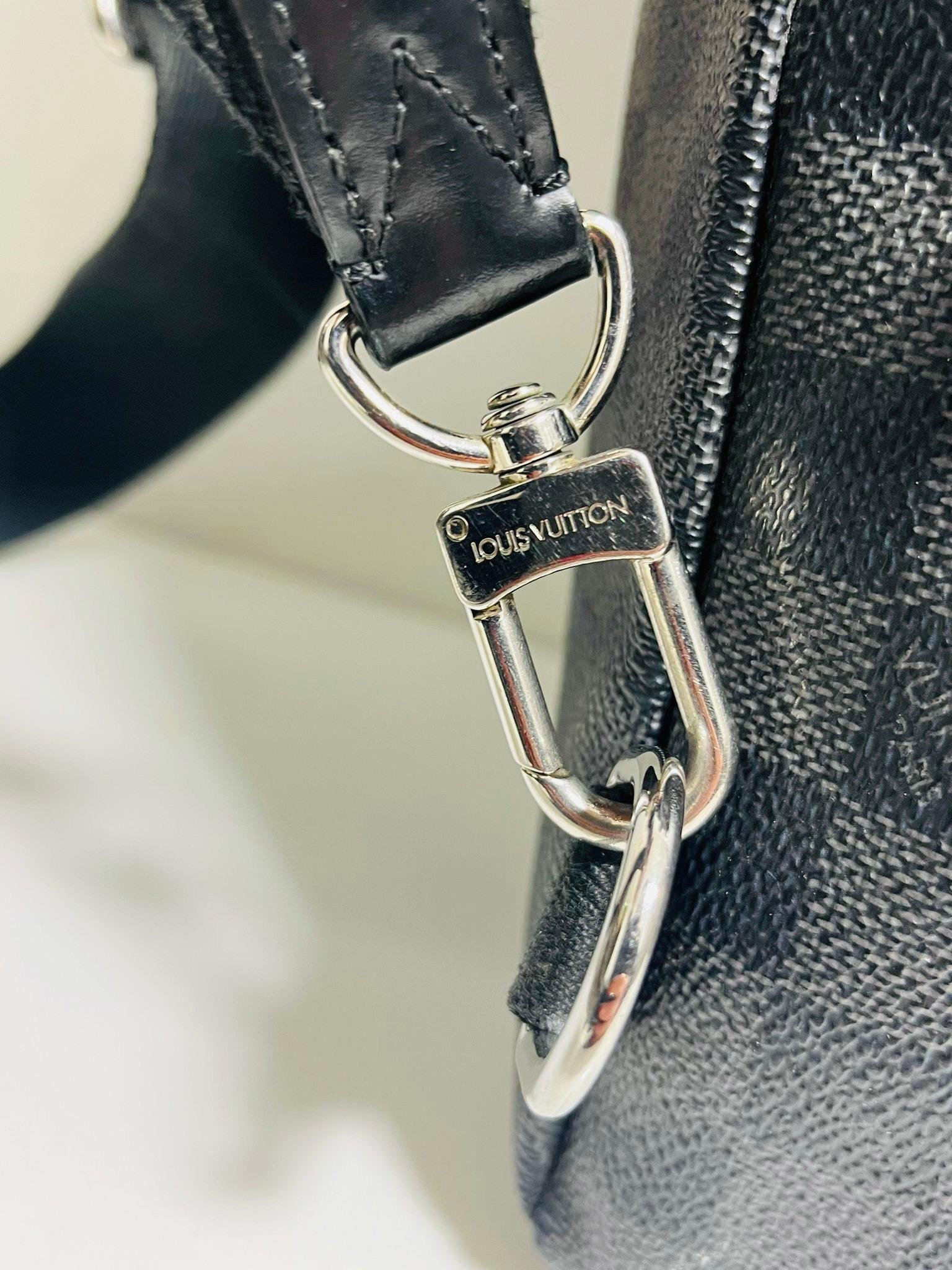 Louis Vuitton Damier Coated Canvas Avenue Sling Bag For Sale 2