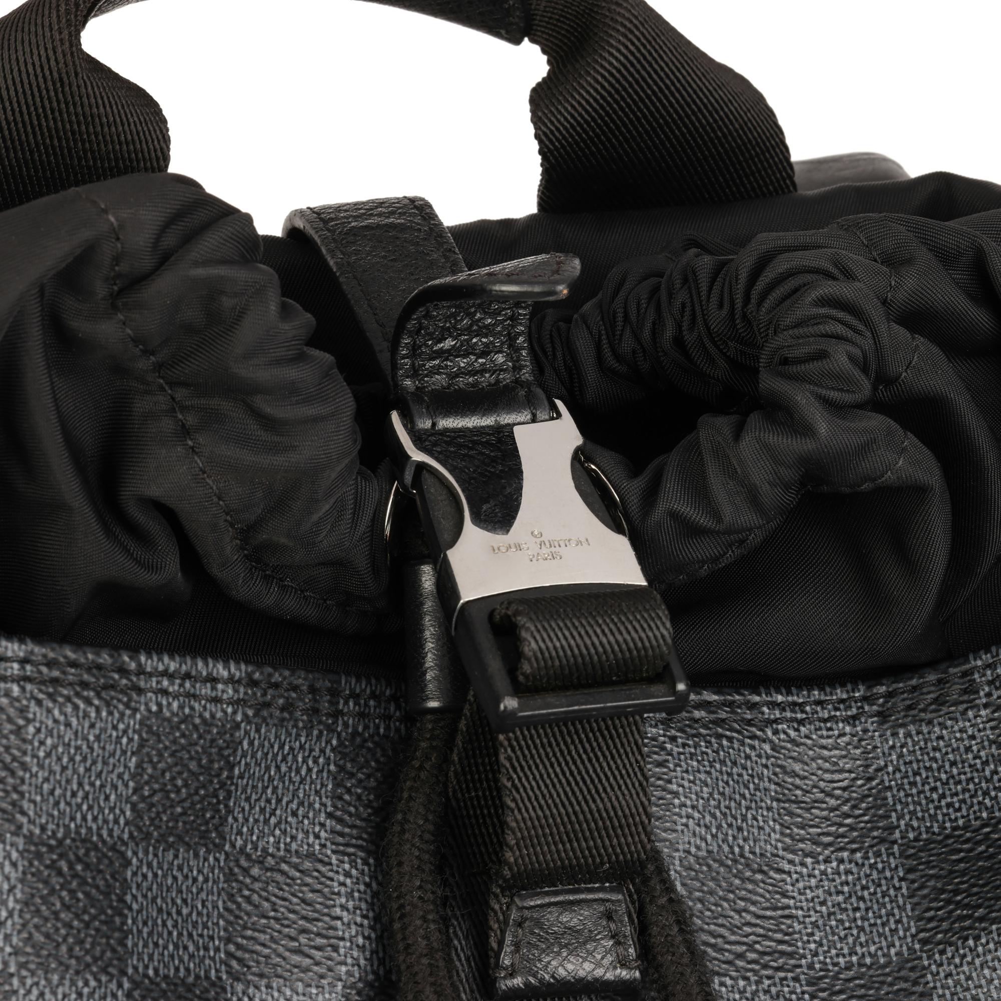 Louis Vuitton Damier Cobalt Coated Canvas Matchpoint Backpack en venta 1