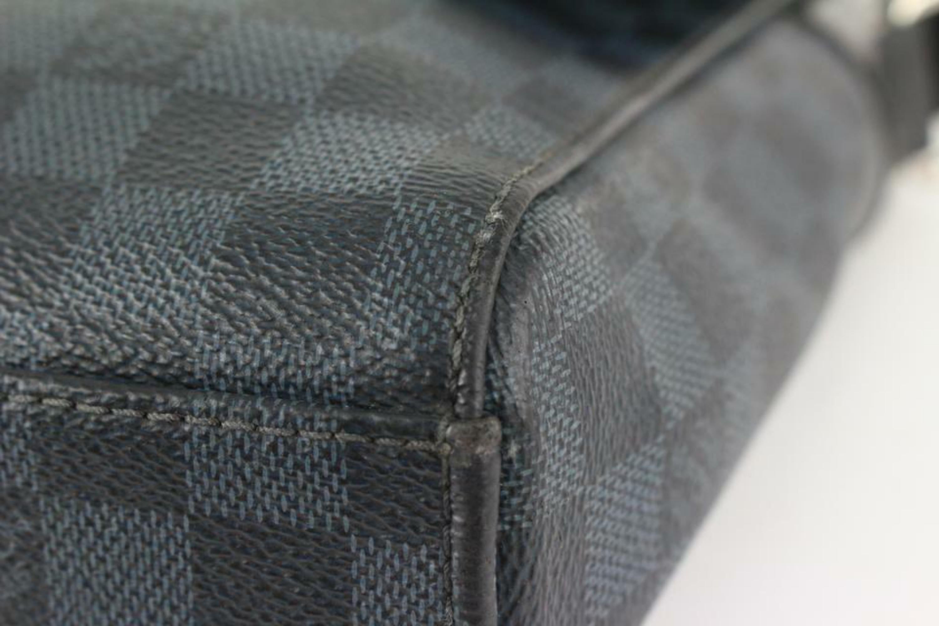 Louis Vuitton Damier Cobalt Newport PM Messenger Crossbody Bag 910lv90 In Good Condition For Sale In Dix hills, NY