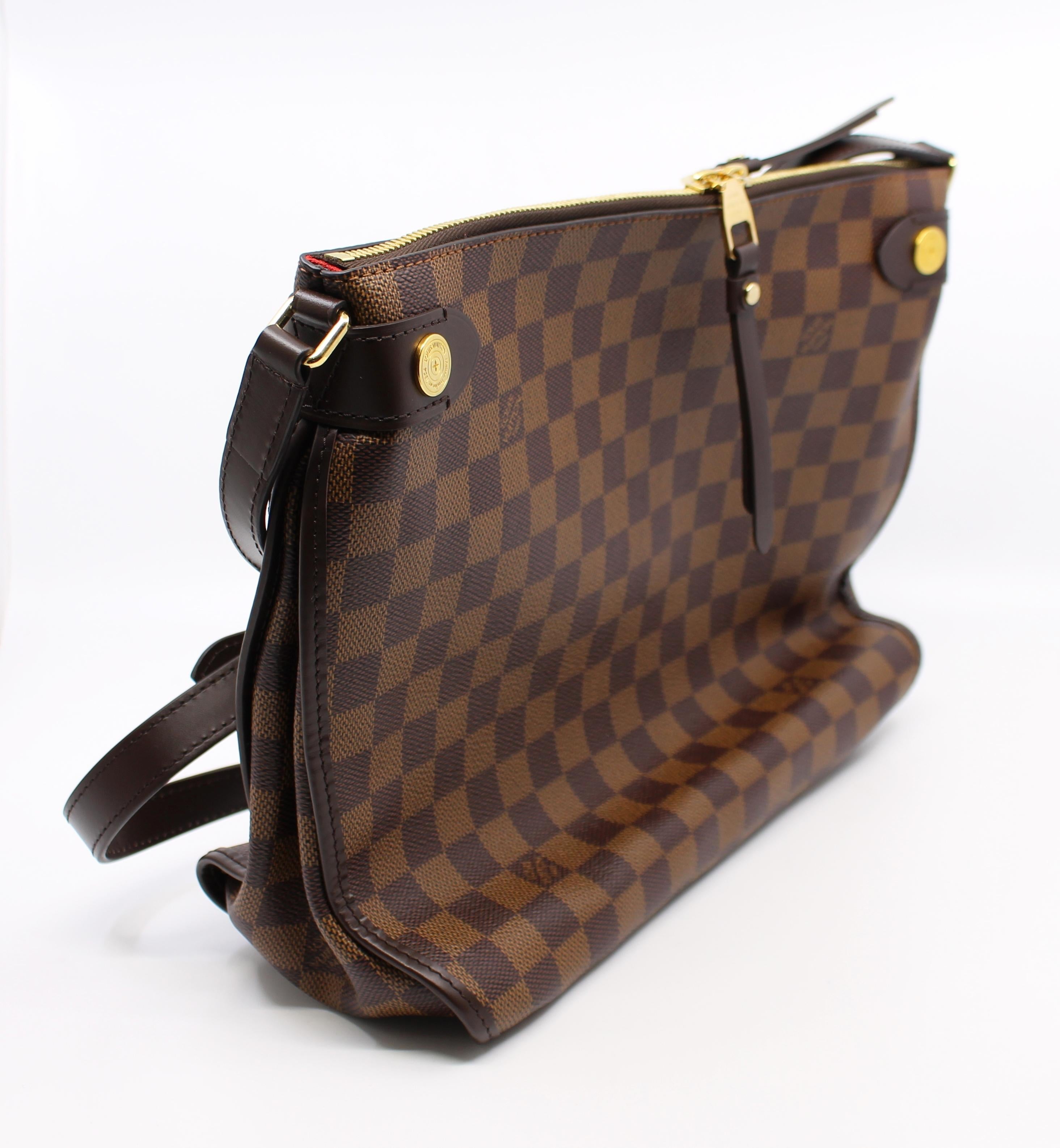 Designer 
Louis Vuitton

Model 
Damier Duomo

Dimensions 
34 x 26 x 12 cm

Condition 
Excellent condition. Never used. Purchased by our client from Louis Vuitton in Las Vegas. Complete in original dust bag. Very minor marks to dust bag
