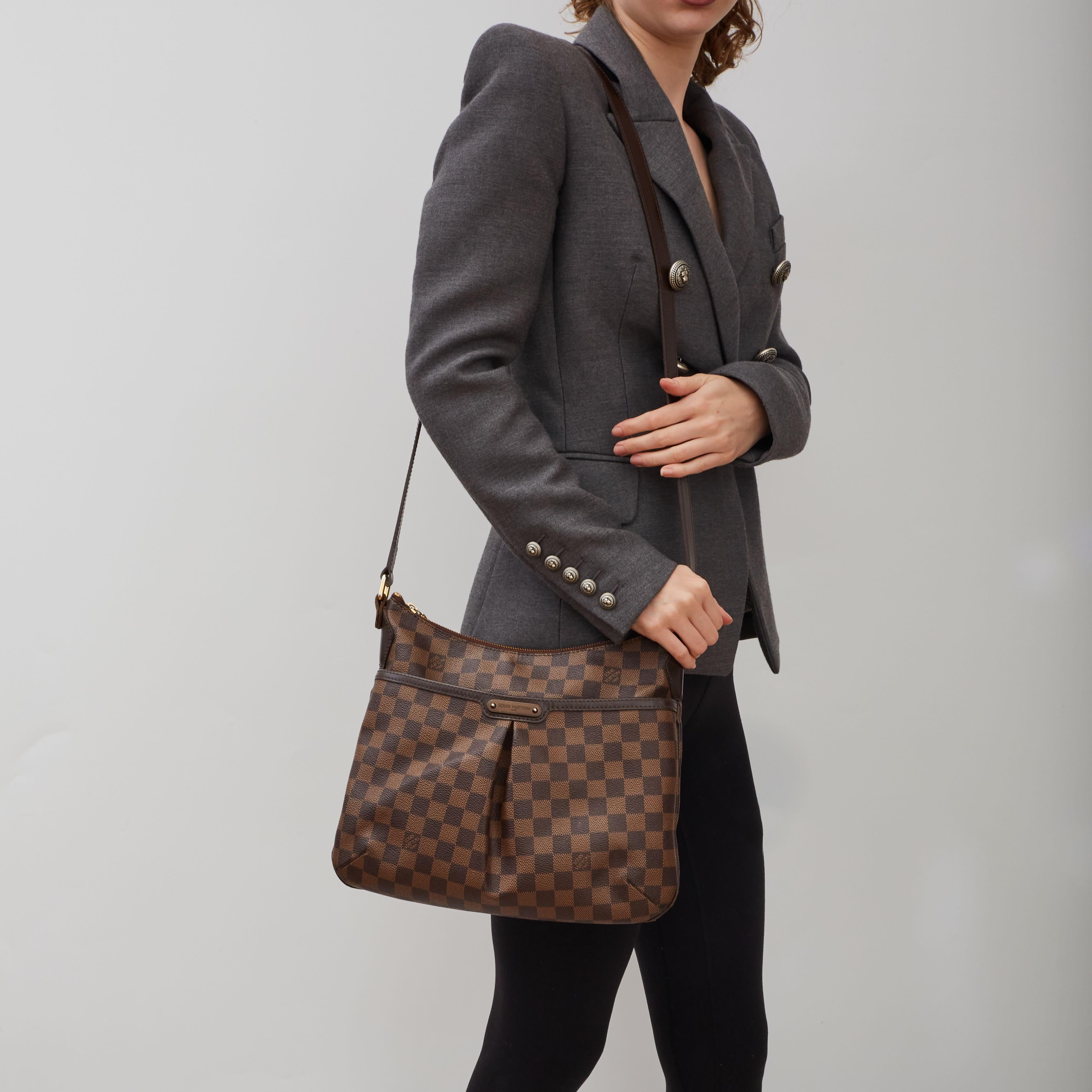 Women's or Men's Louis Vuitton Damier Ebene Bloomsbury PM Shoulder Bag (2012) For Sale