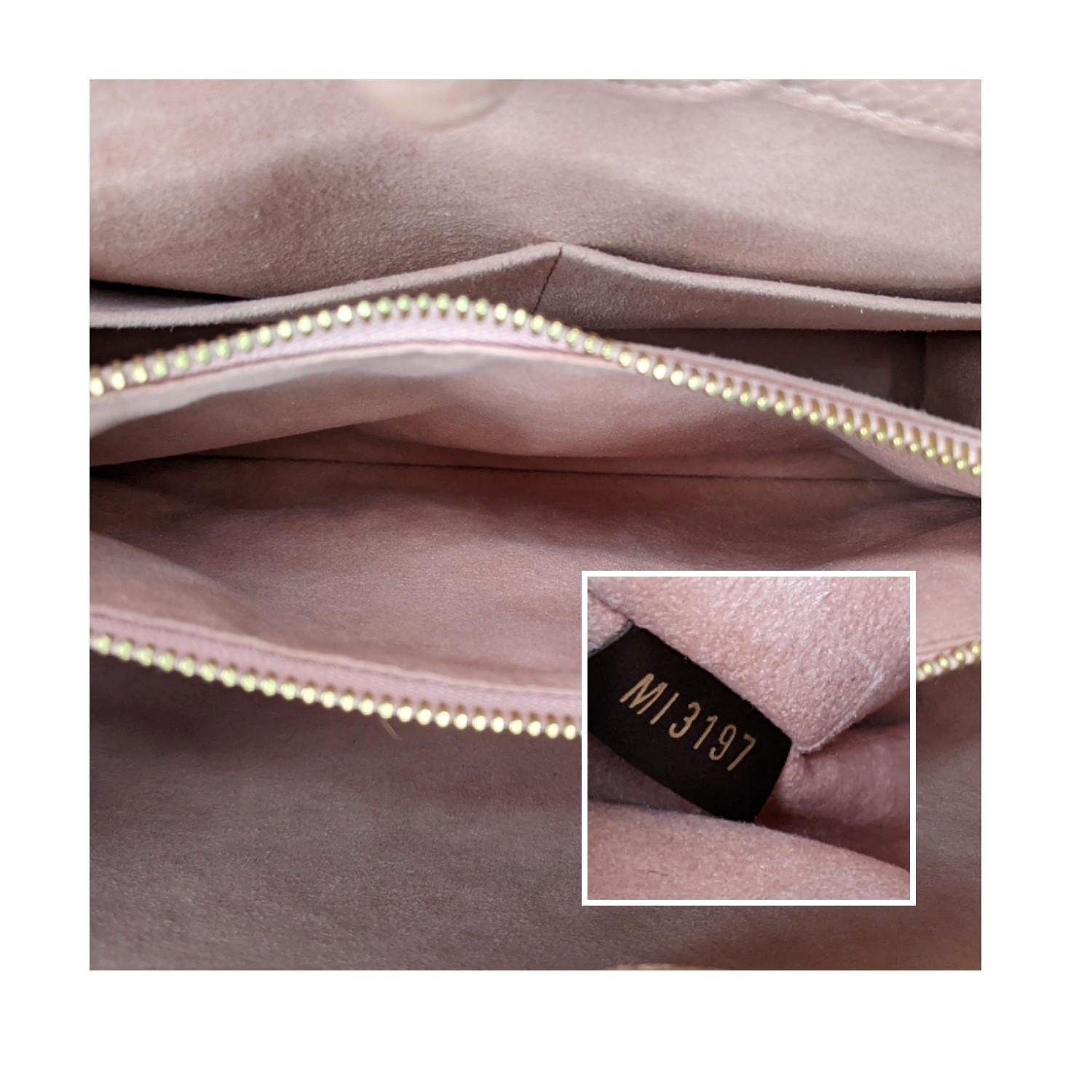 Women's Louis Vuitton Damier Ebene Brittany Handbag Satchel