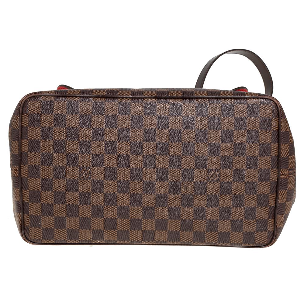 Louis Vuitton Damier Ebene Canvas Bergamo GM Bag In Good Condition In Dubai, Al Qouz 2