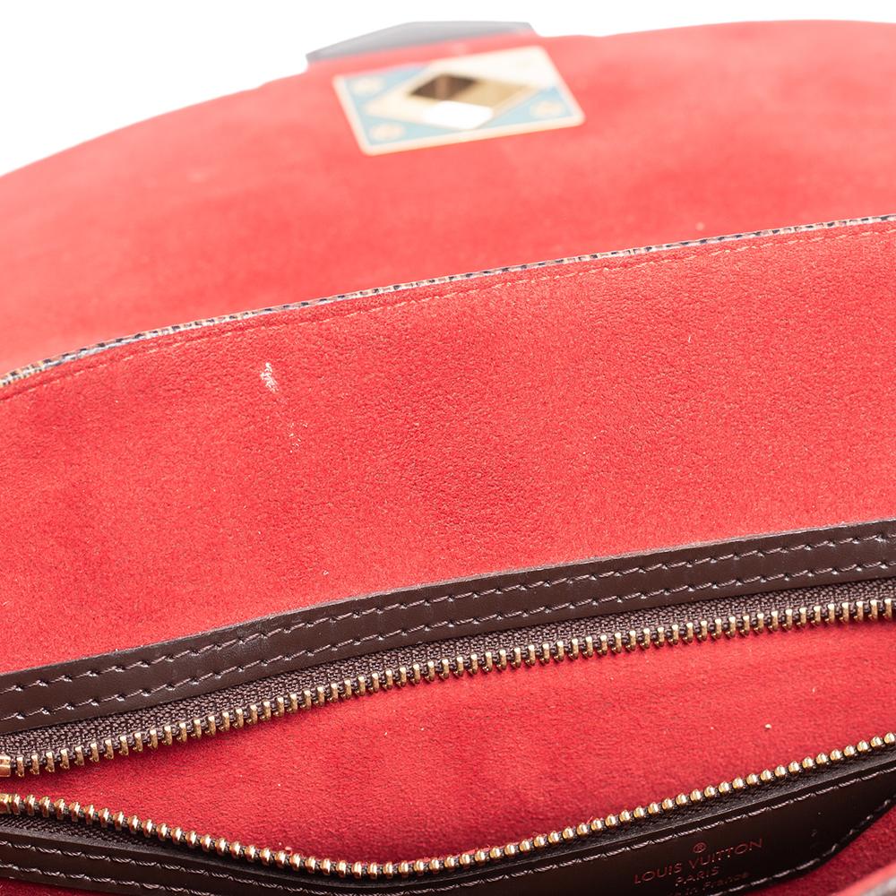 Louis Vuitton Damier Ebene Canvas Bergamo GM Bag In Good Condition In Dubai, Al Qouz 2