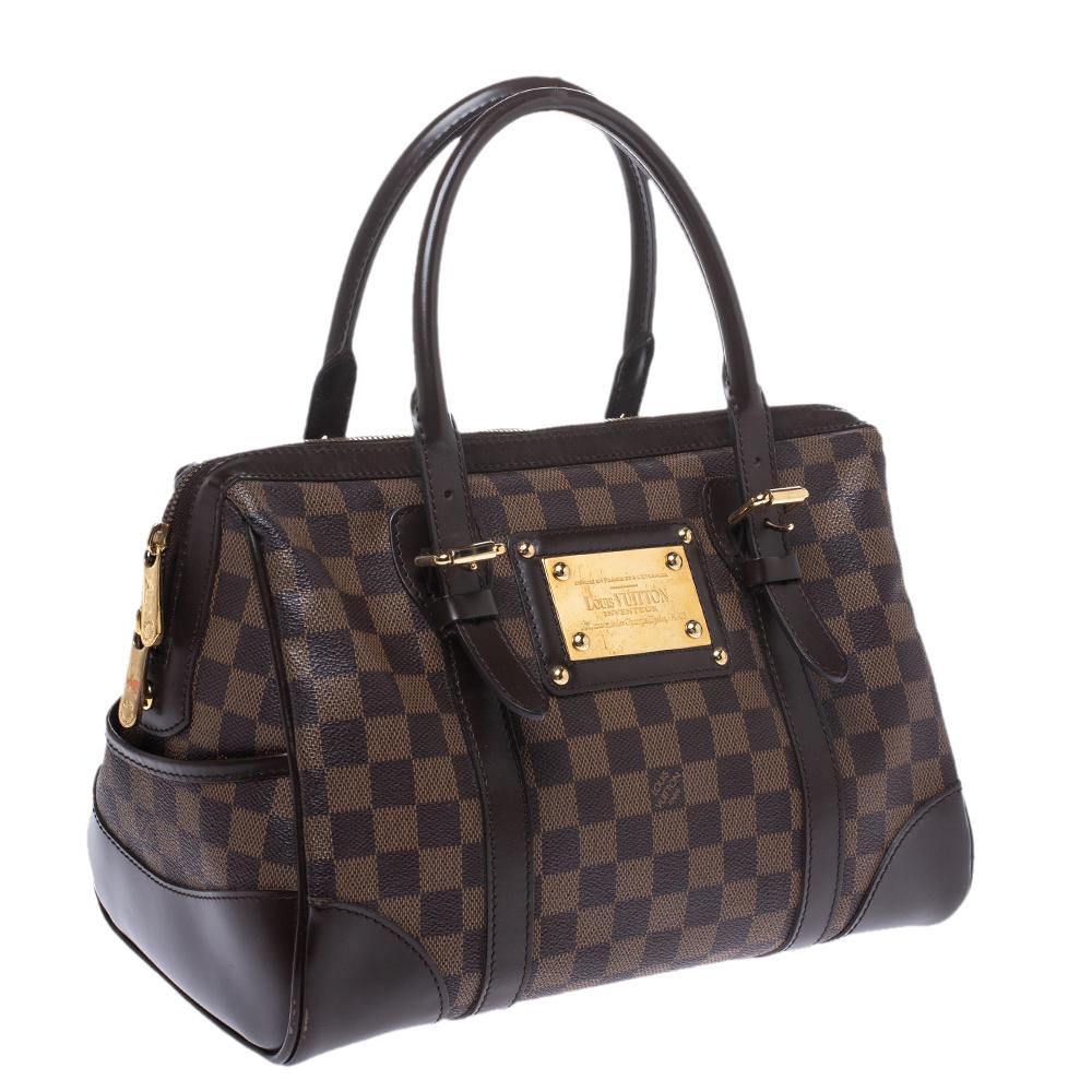 louis vuitton bag with metal plate