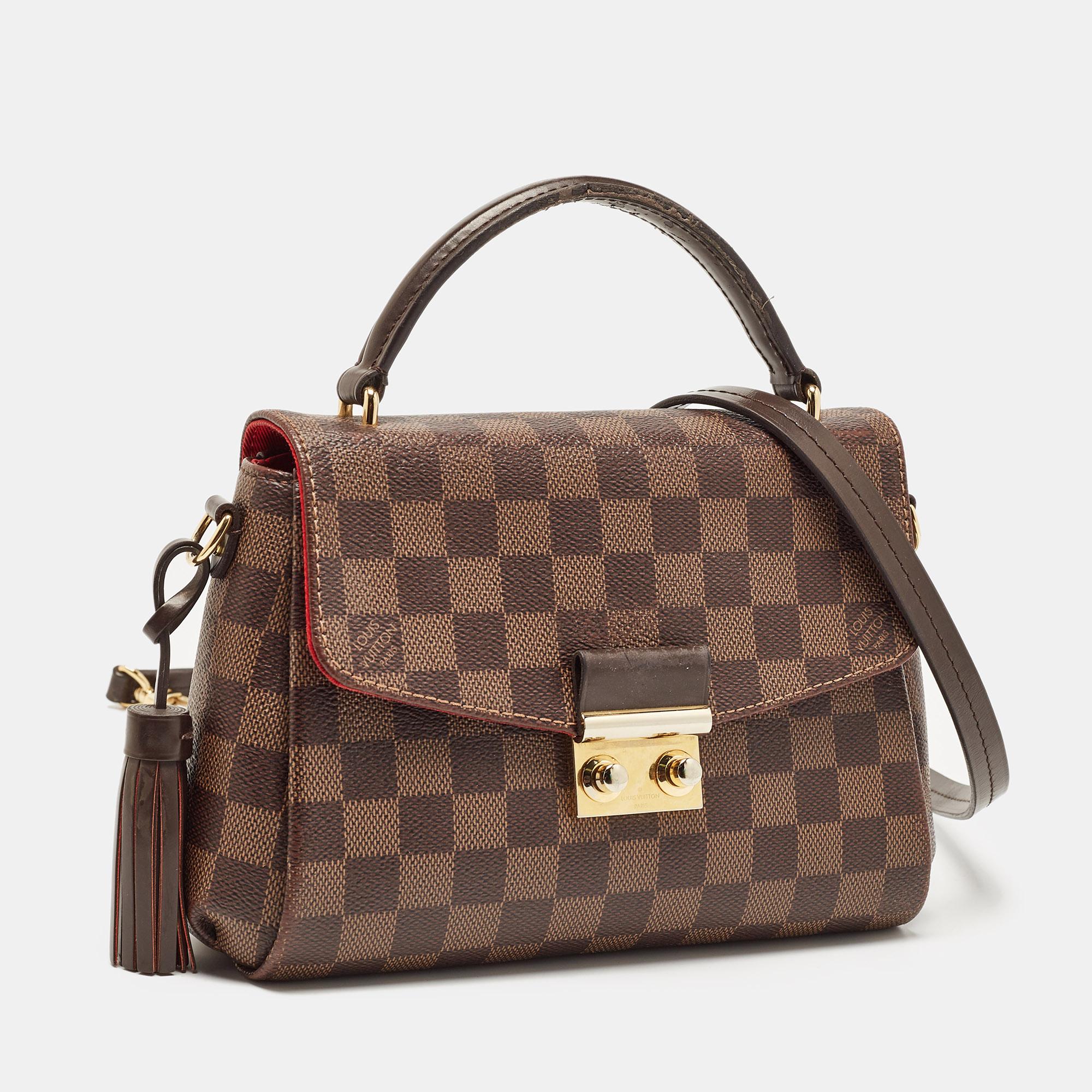 Louis Vuitton Damier Ebene Canvas Croisette Bag In Good Condition For Sale In Dubai, Al Qouz 2