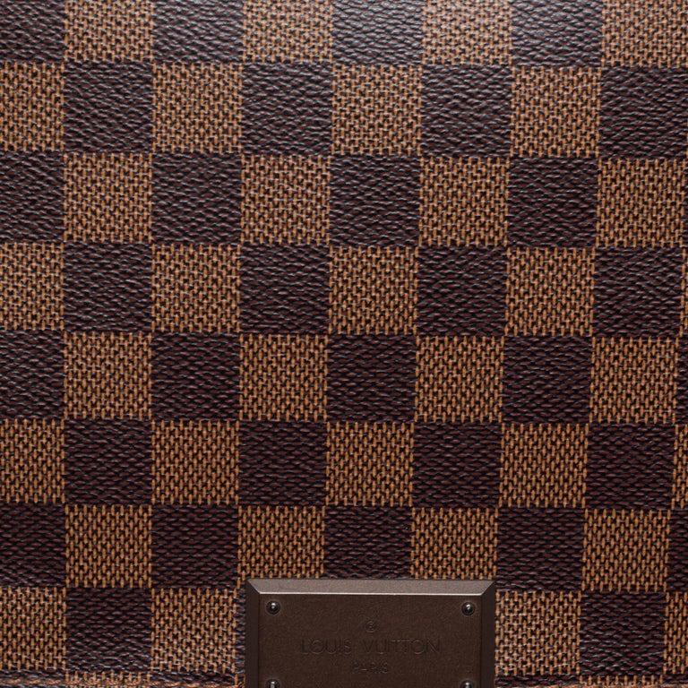 Louis Vuitton District messenger bag in ebene damier canvas and brown canvas
