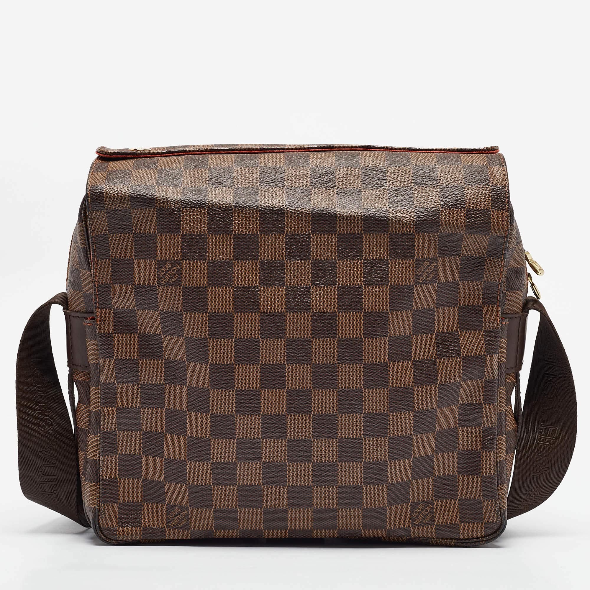 Louis Vuitton Damier Ebene Canvas Naviglio Bag In Good Condition For Sale In Dubai, Al Qouz 2