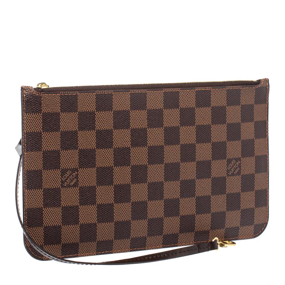 neverfull clutch