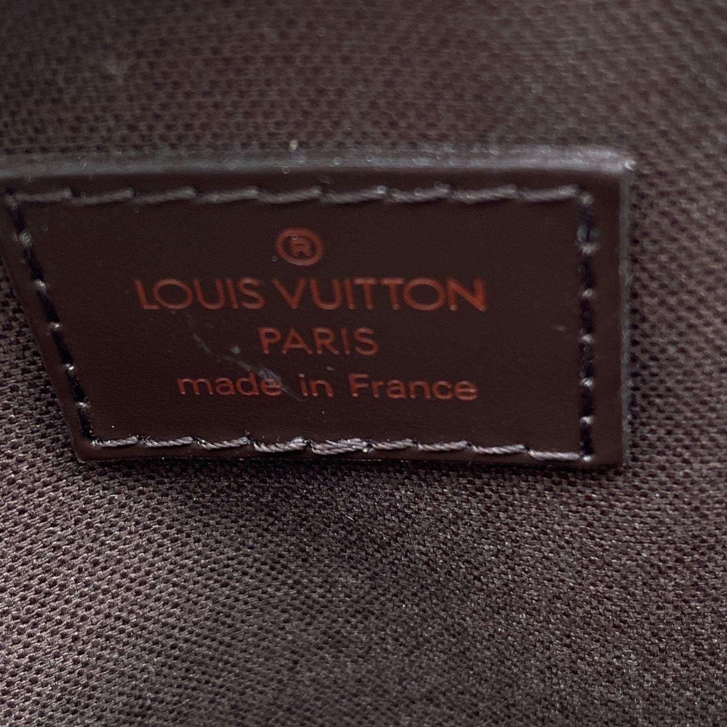 Damier Ebene Olav PM Messenger Bag von Louis Vuitton aus Segeltuch N41442 im Angebot 3
