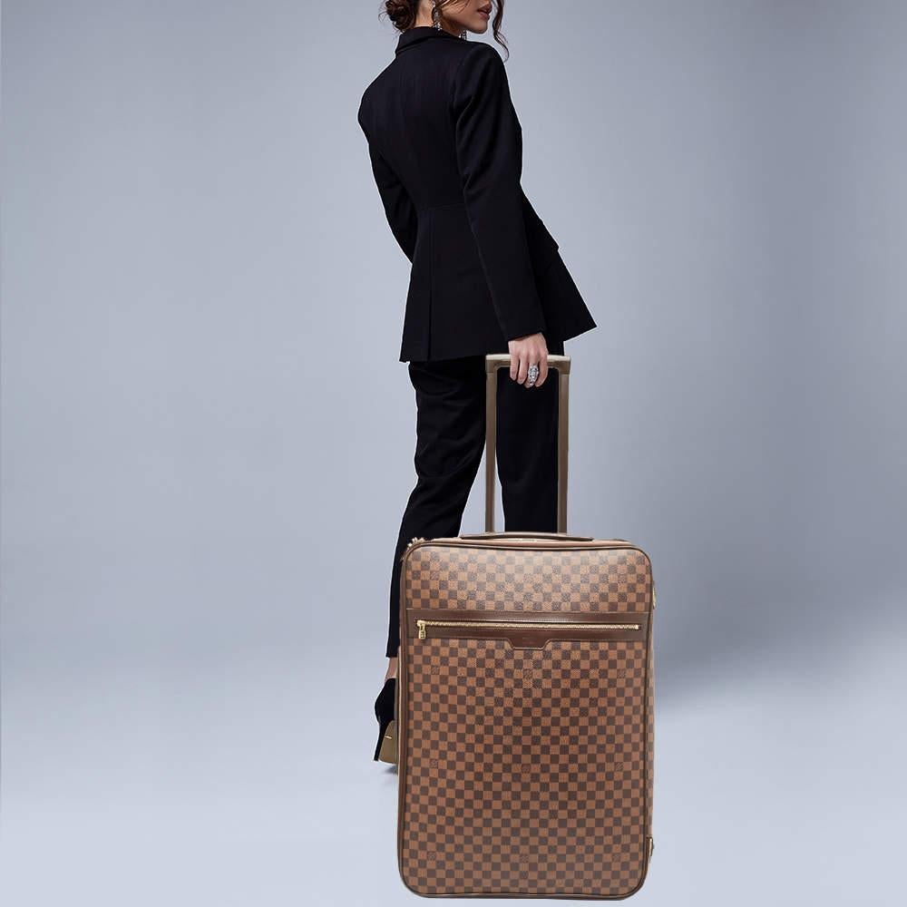 Louis Vuitton Damier Ebene Canvas Pegase 65 Gepäckstücke aus Segeltuch im Zustand „Relativ gut“ im Angebot in Dubai, Al Qouz 2