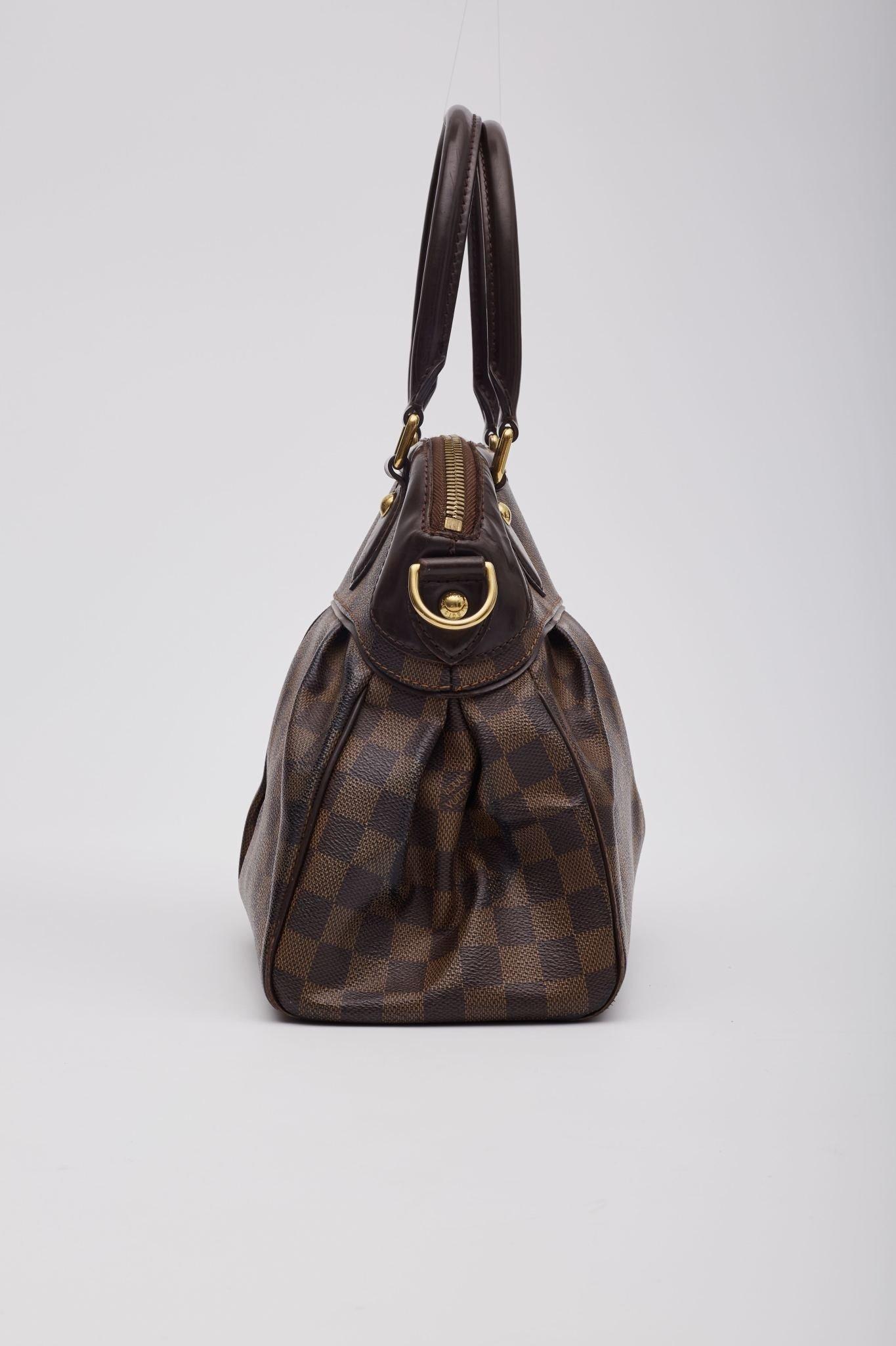 Women's Louis Vuitton Damier Ebene Canvas Trevi PM Bag For Sale