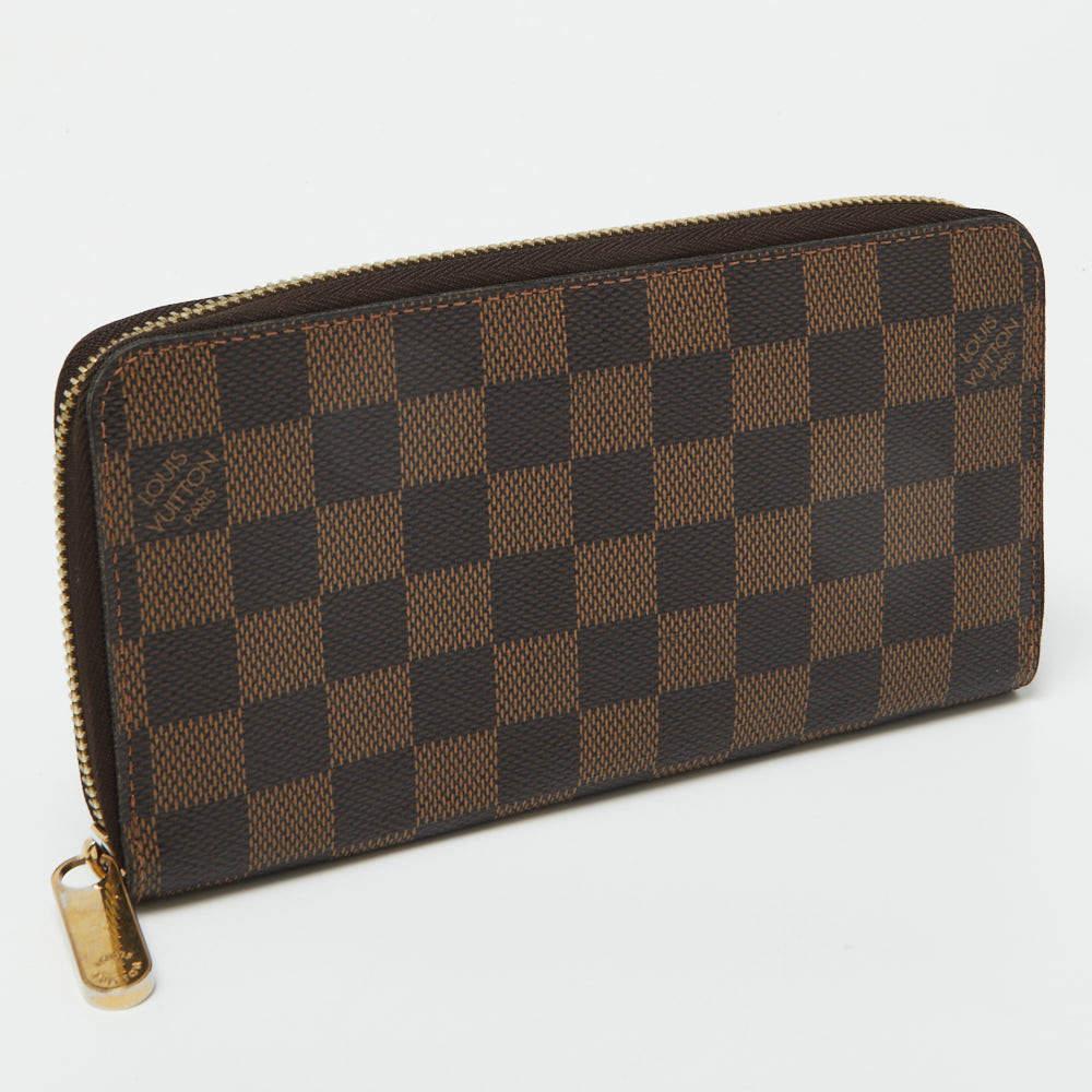 Louis Vuitton Damier Ebene Canvas Zippy Wallet In Good Condition For Sale In Dubai, Al Qouz 2