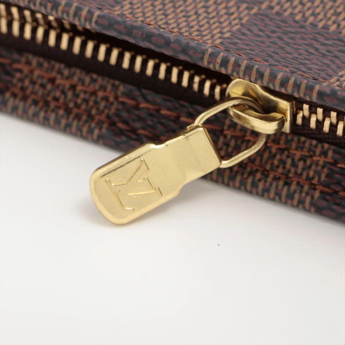 Pochette Louis Vuitton Damier Ebene in vendita 1
