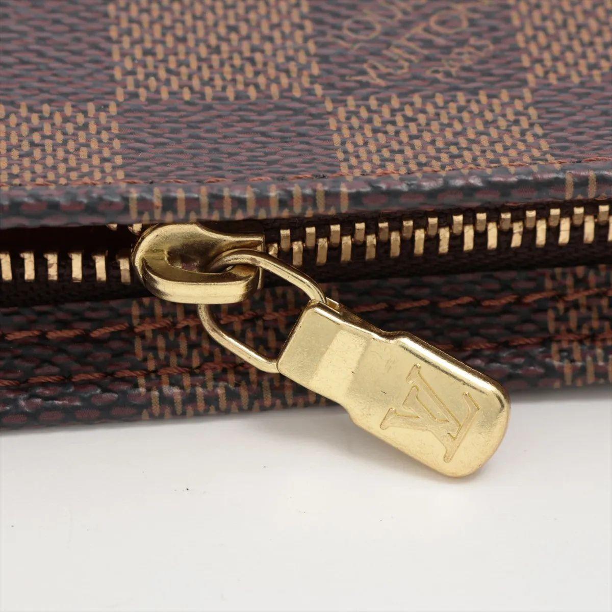 Pochette Louis Vuitton Damier Ebene in vendita 2