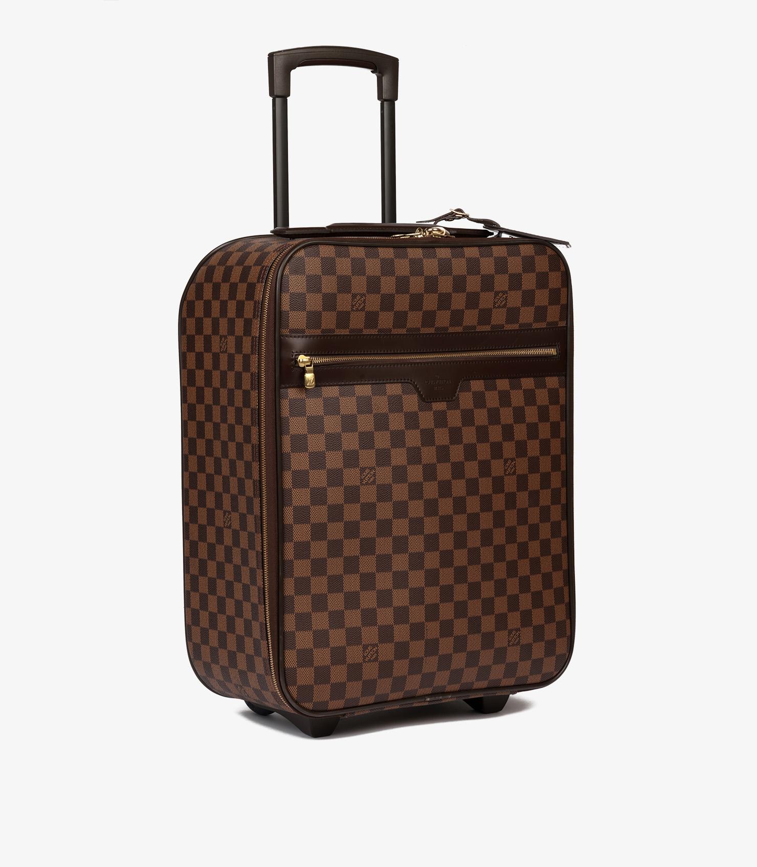 Louis Vuitton Damier Ebene Coated Canvas & Brown Calfskin Leather Pégase 45

Product Details
Xupes Ref: CB1386
Brand: Louis Vuitton
Model: Pégase 45
Type: Travel
Serial Number: SP0095
Age: 2005
RRP: £2,470
Accompanied By: Padlock, Keys, Luggage