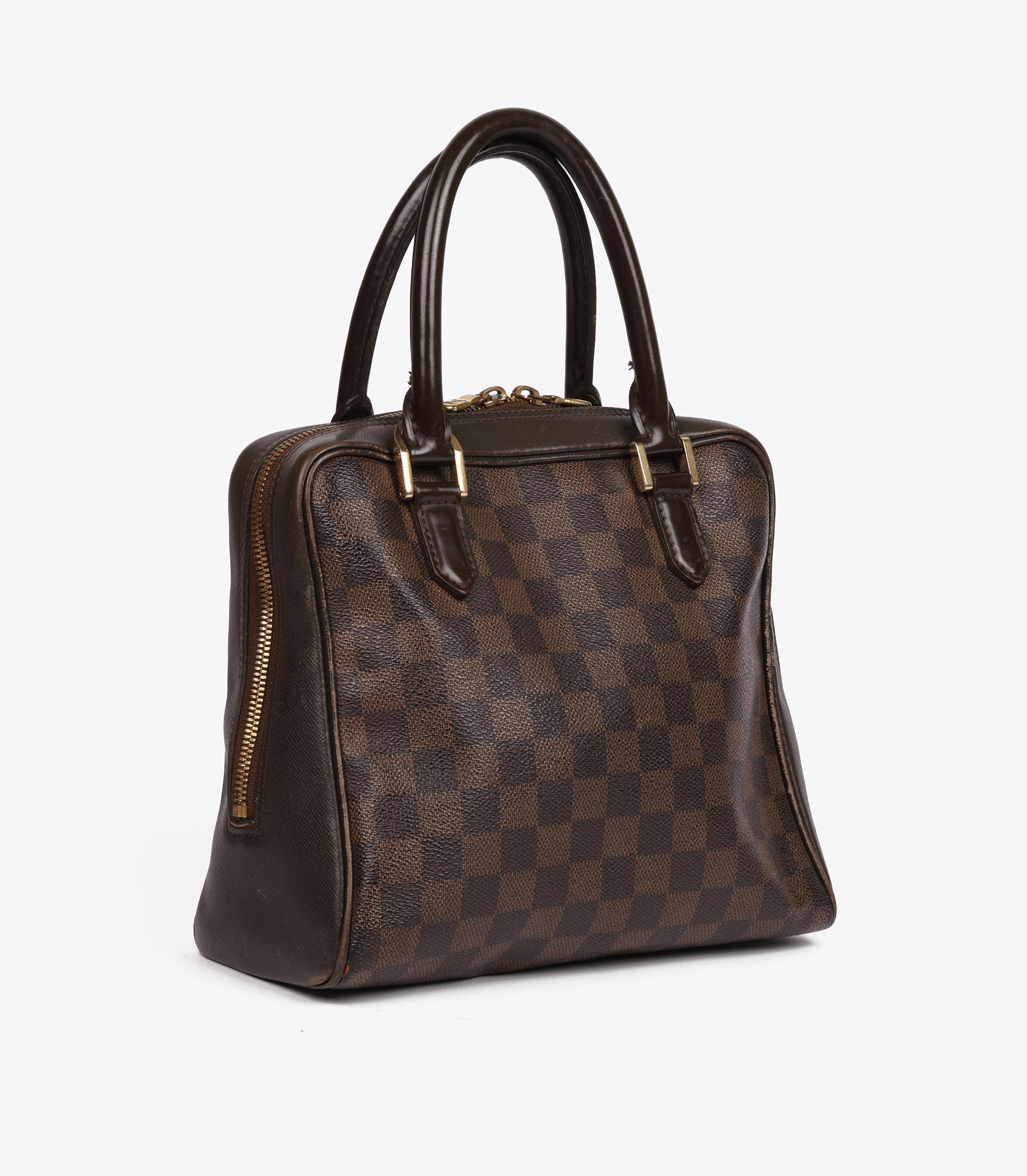 Louis Vuitton Damier Ebene Coated Canvas & Kalbsleder Vintage Brera Tote mit Brieftasche

Details zum Produkt
Xupes Ref: CB1518
Marke: Louis Vuitton
Modell: Brera Tote
Art: Tote
Seriennummer: VI1010
Alter: 2000
Begleitet von: Louis Vuitton