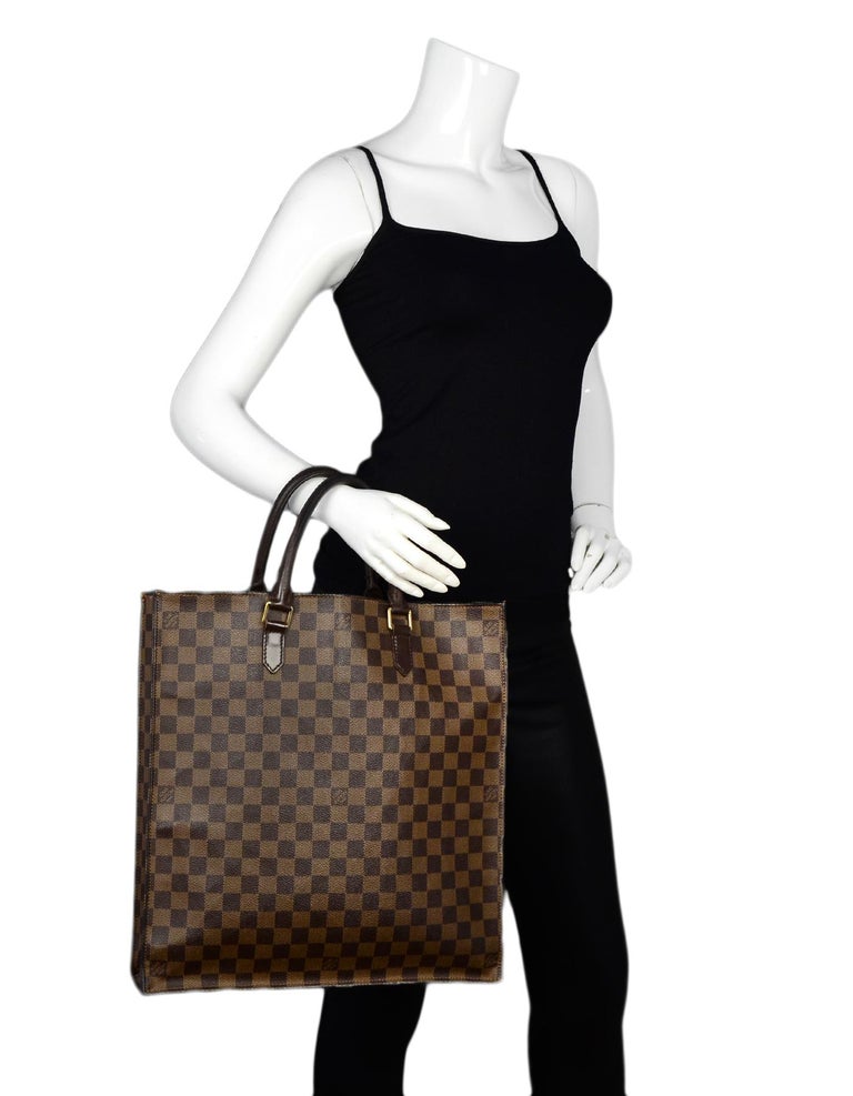 Louis Vuitton Damier Ebene Coated Canvas Sac Plat Tote Bag For Sale at  1stDibs