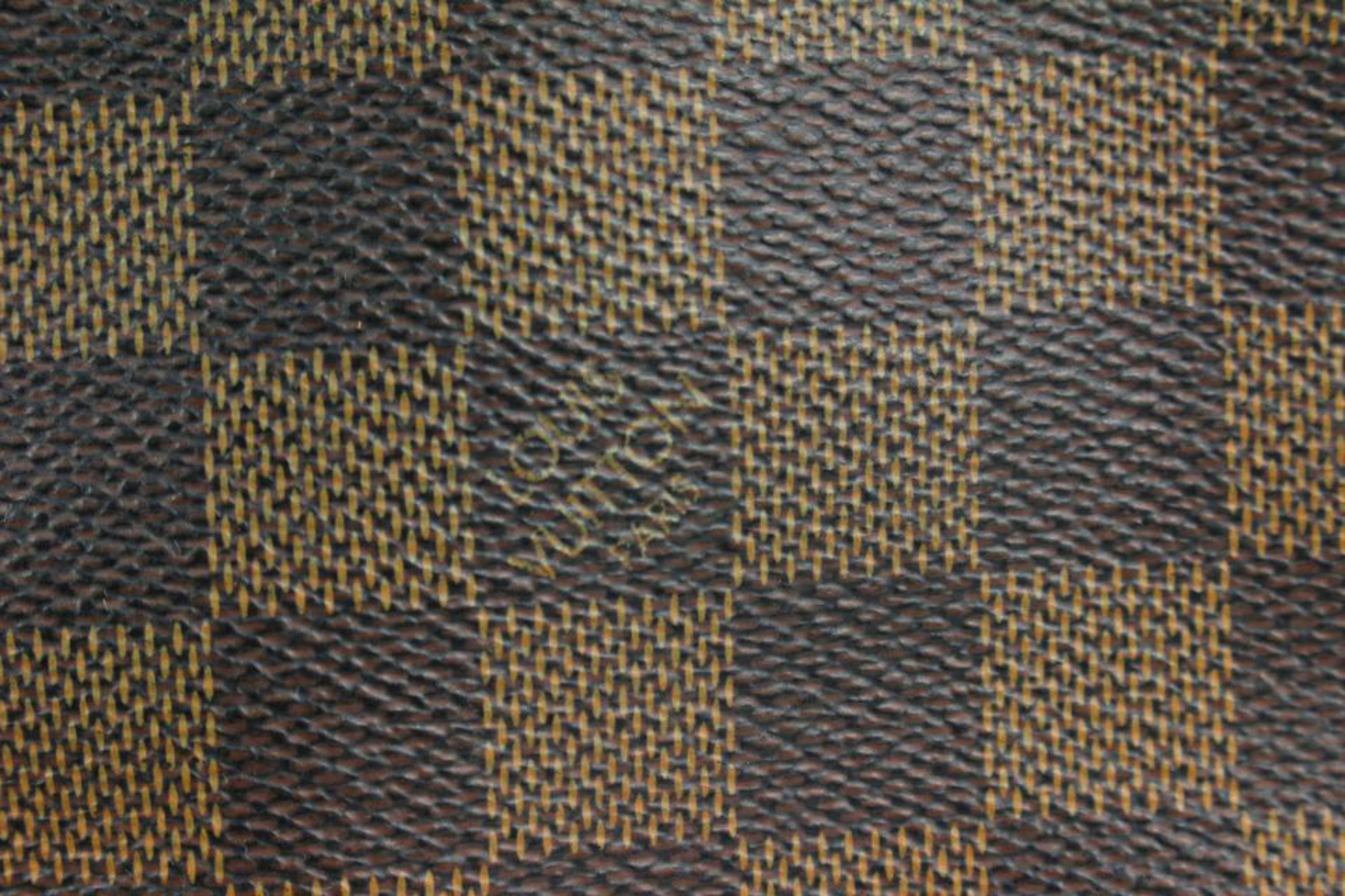 Date Code/Serial Number: TH 4087
Made In: France 
Measurements: Length: 6 