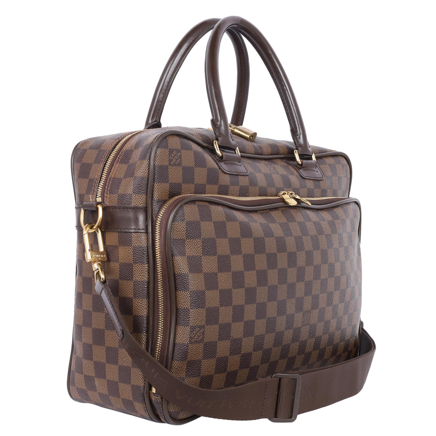 Women's or Men's Louis Vuitton Damier Ebene Icare Messenger Bag For Sale