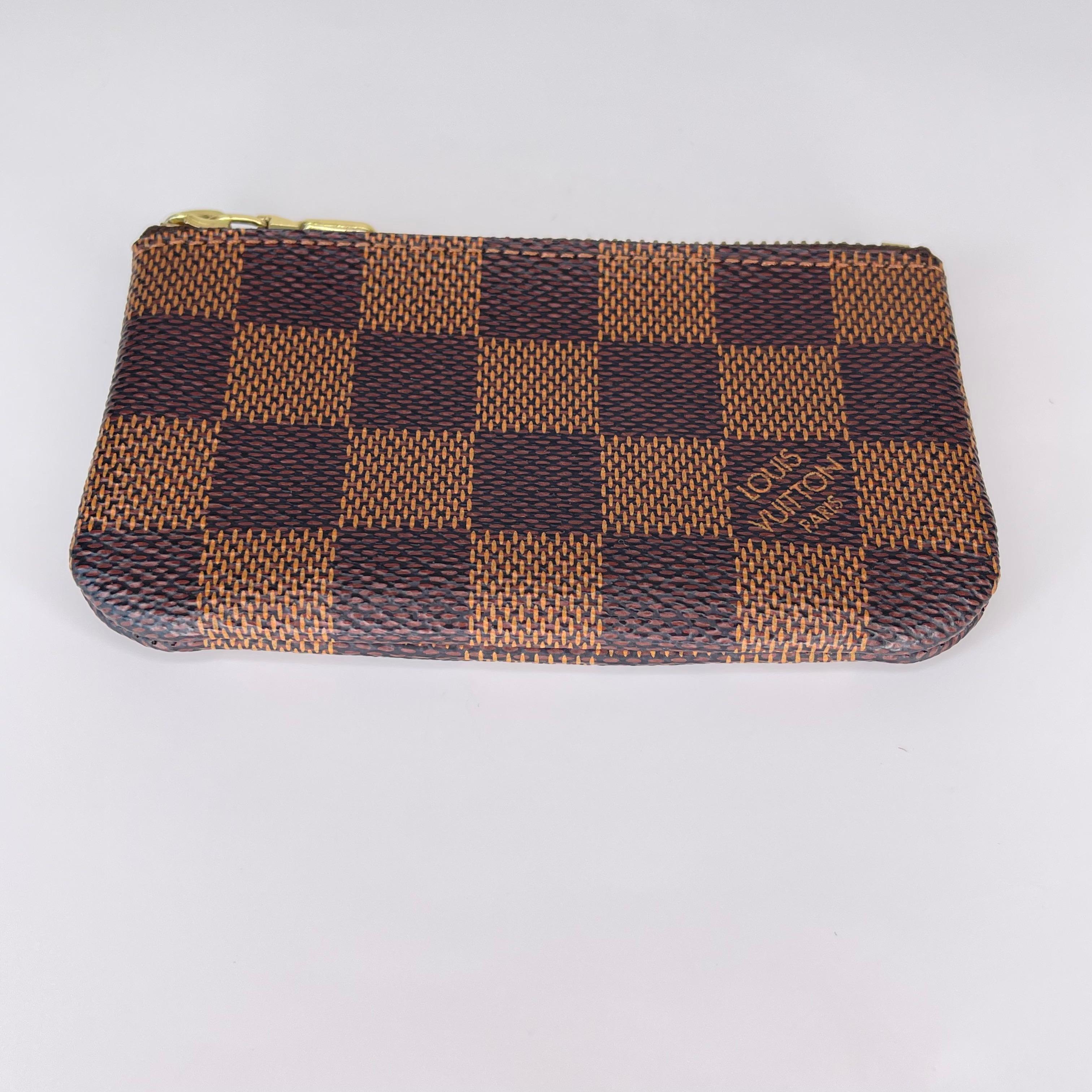 louis vitton keychain wallet