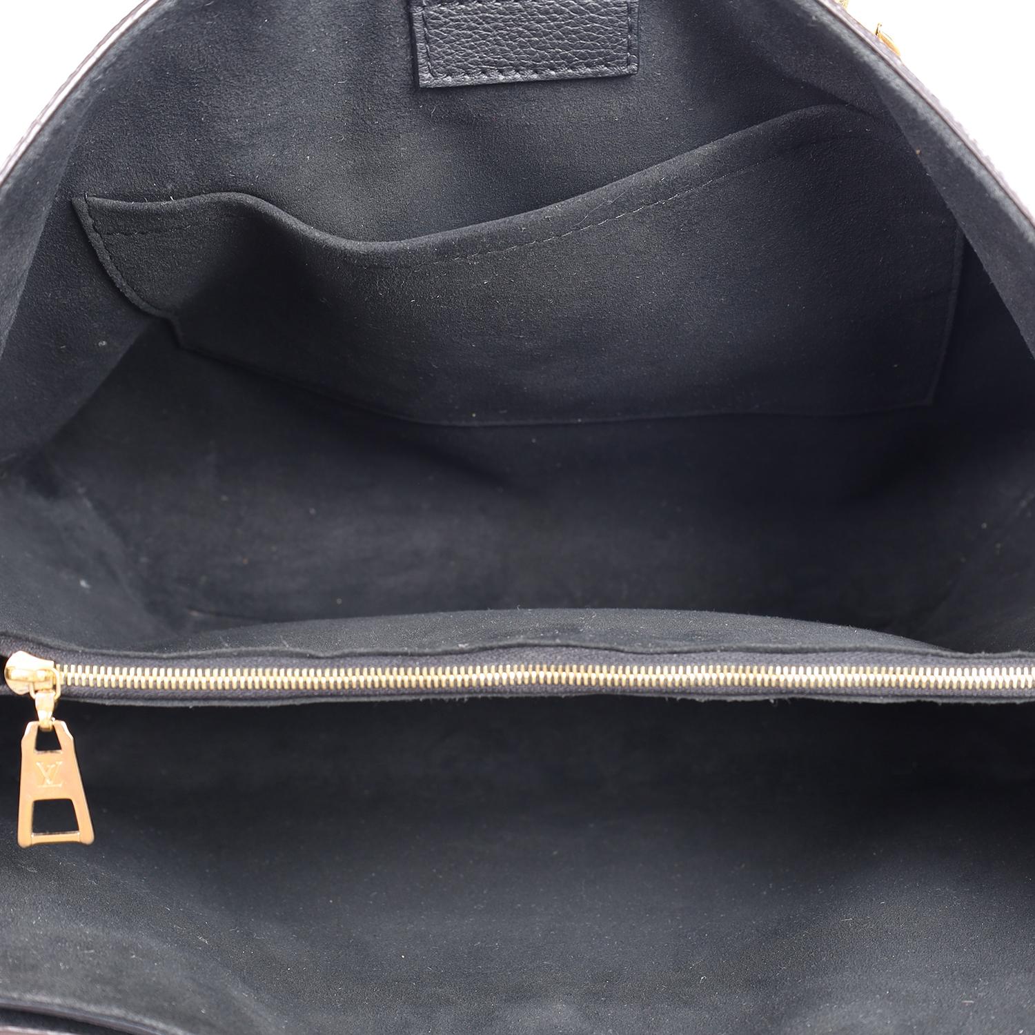 Louis Vuitton Damier Ebene LV Riverside Shoulder Bag Black For Sale 8