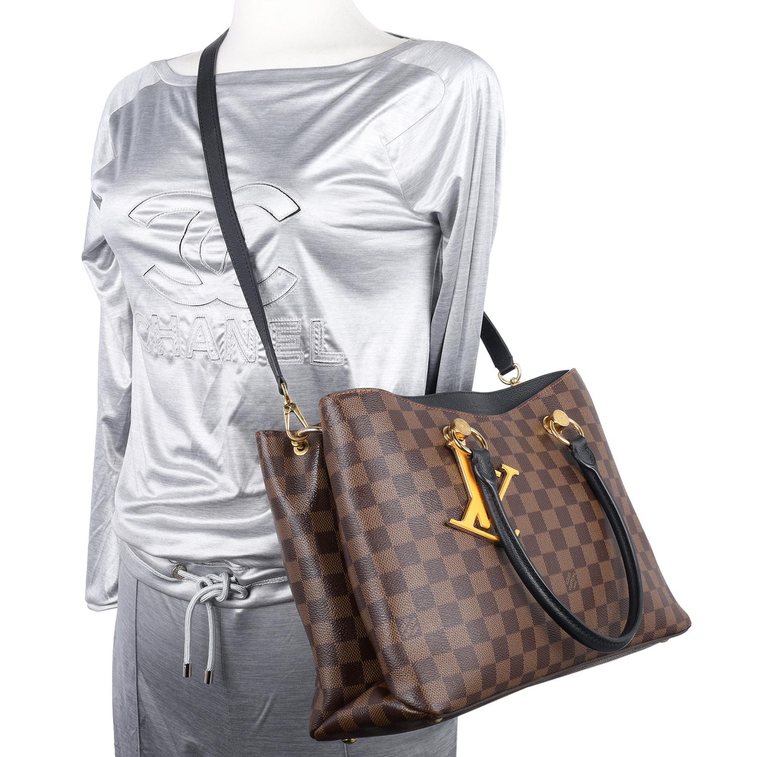 Louis Vuitton Damier Ebene LV Riverside Shoulder Bag Black In Good Condition For Sale In Salt Lake Cty, UT
