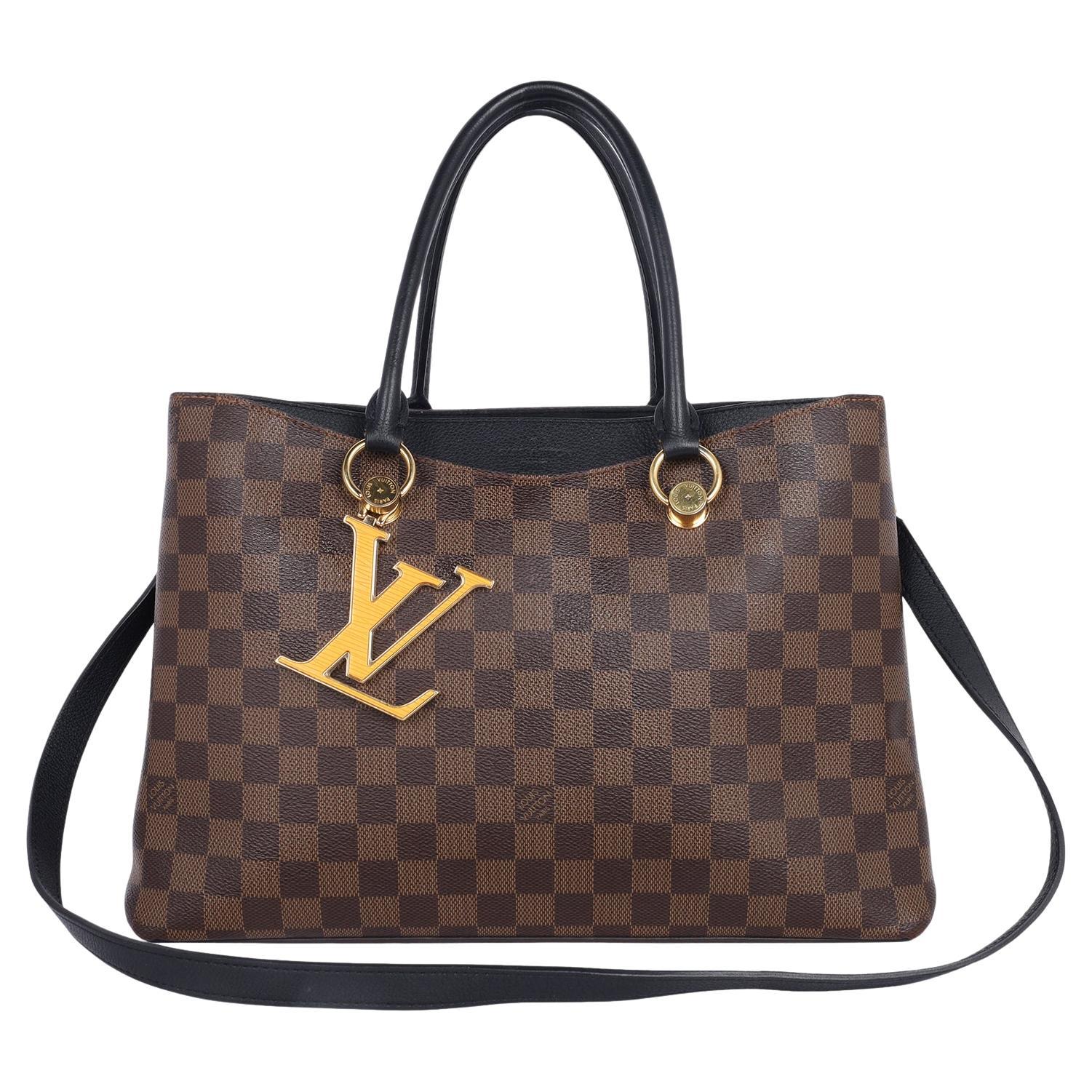 Louis Vuitton Damier Ebene LV Riverside Shoulder Bag Black en vente