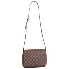 Louis Vuitton Damier Ebene Musette Tango shoulder bag 