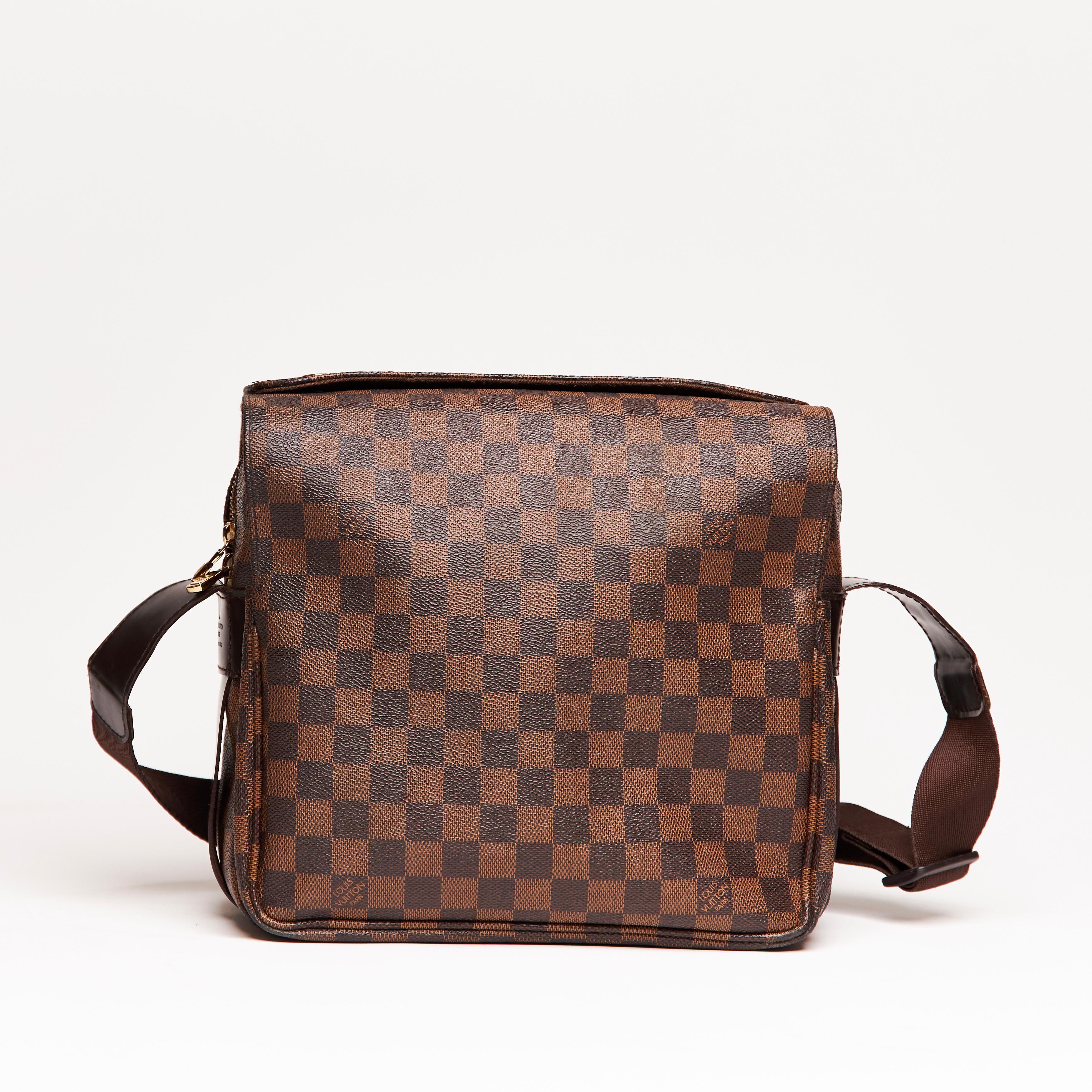 Bolso Mensajero Louis Vuitton Damier Ebene Naviglio (2017) Negro en venta