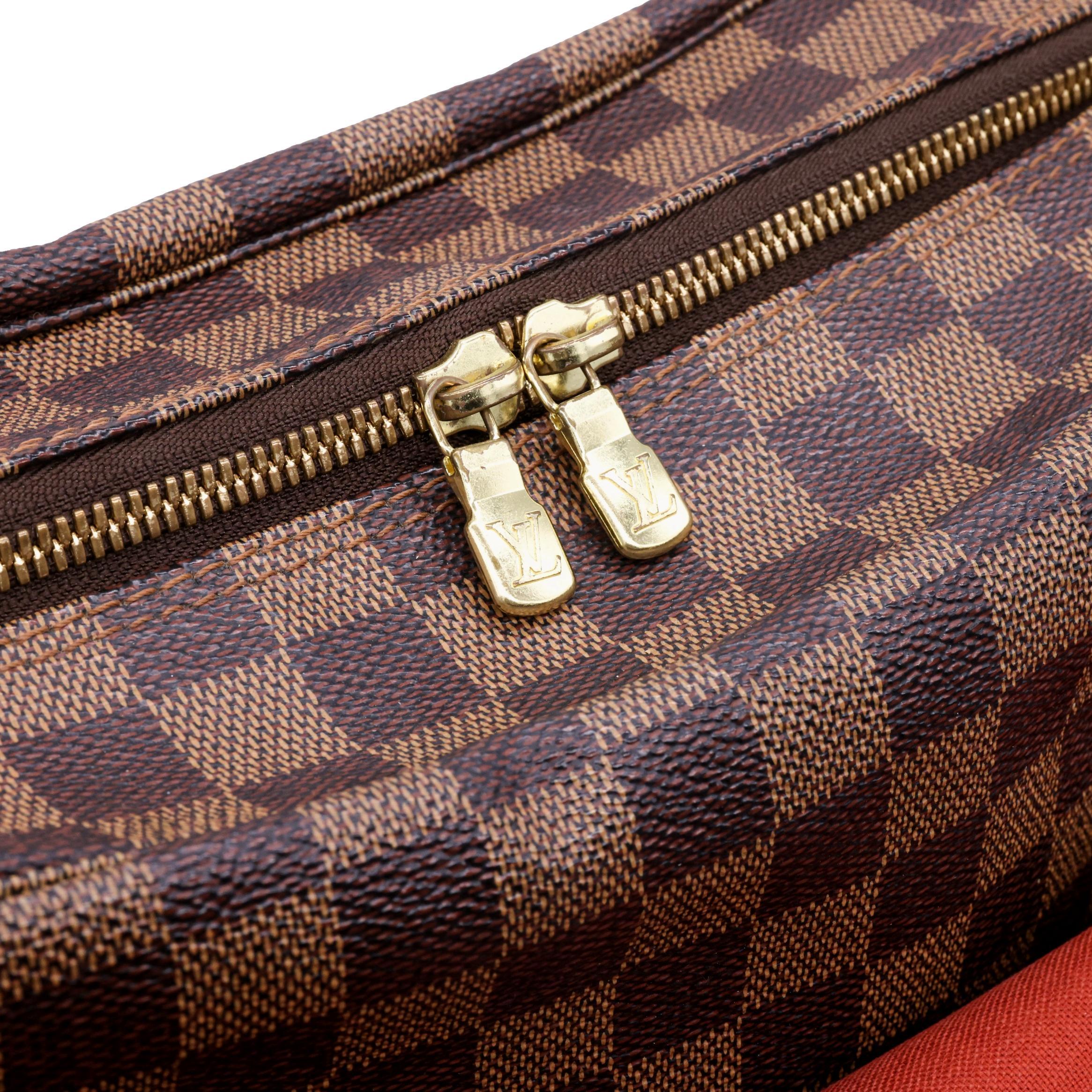 Louis Vuitton Damier Ebene Naviglio Messenger Crossbody Shoulder GM Bag, 2005.  3