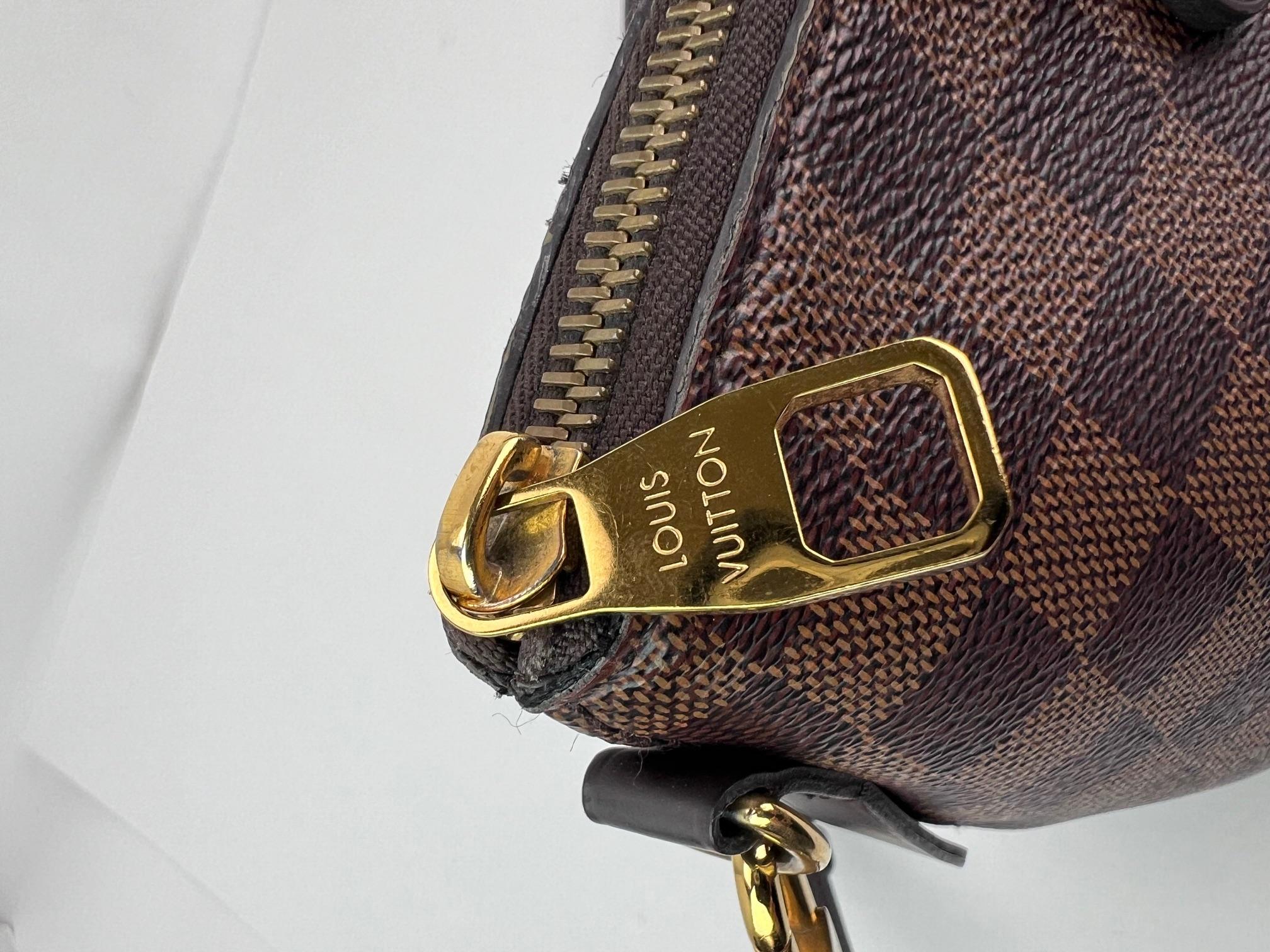 Women's Louis Vuitton Damier Ebene Siena PM Shoulder Bag For Sale