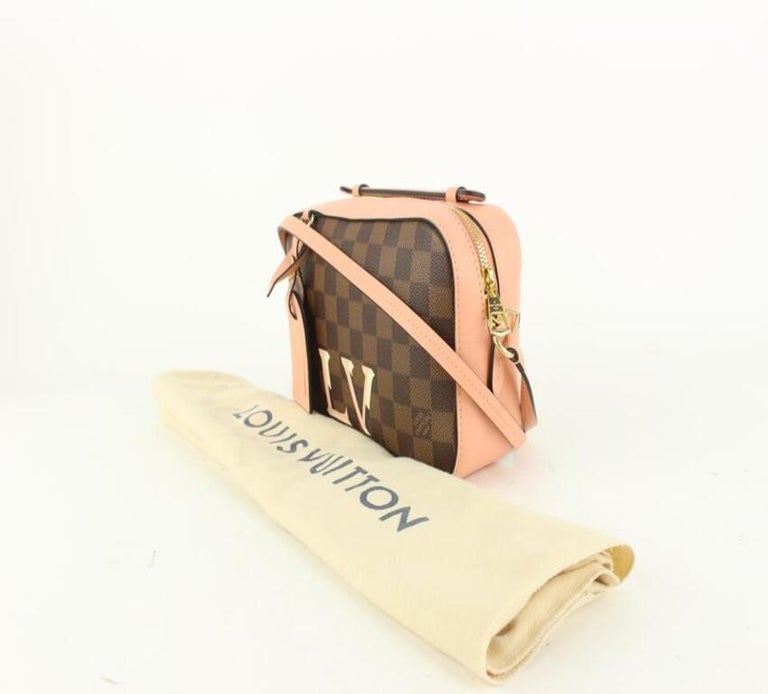 Louis Vuitton Damier Ebene Venus Santa Monica Camera Bag Crossbody 917lv23 For  Sale at 1stDibs
