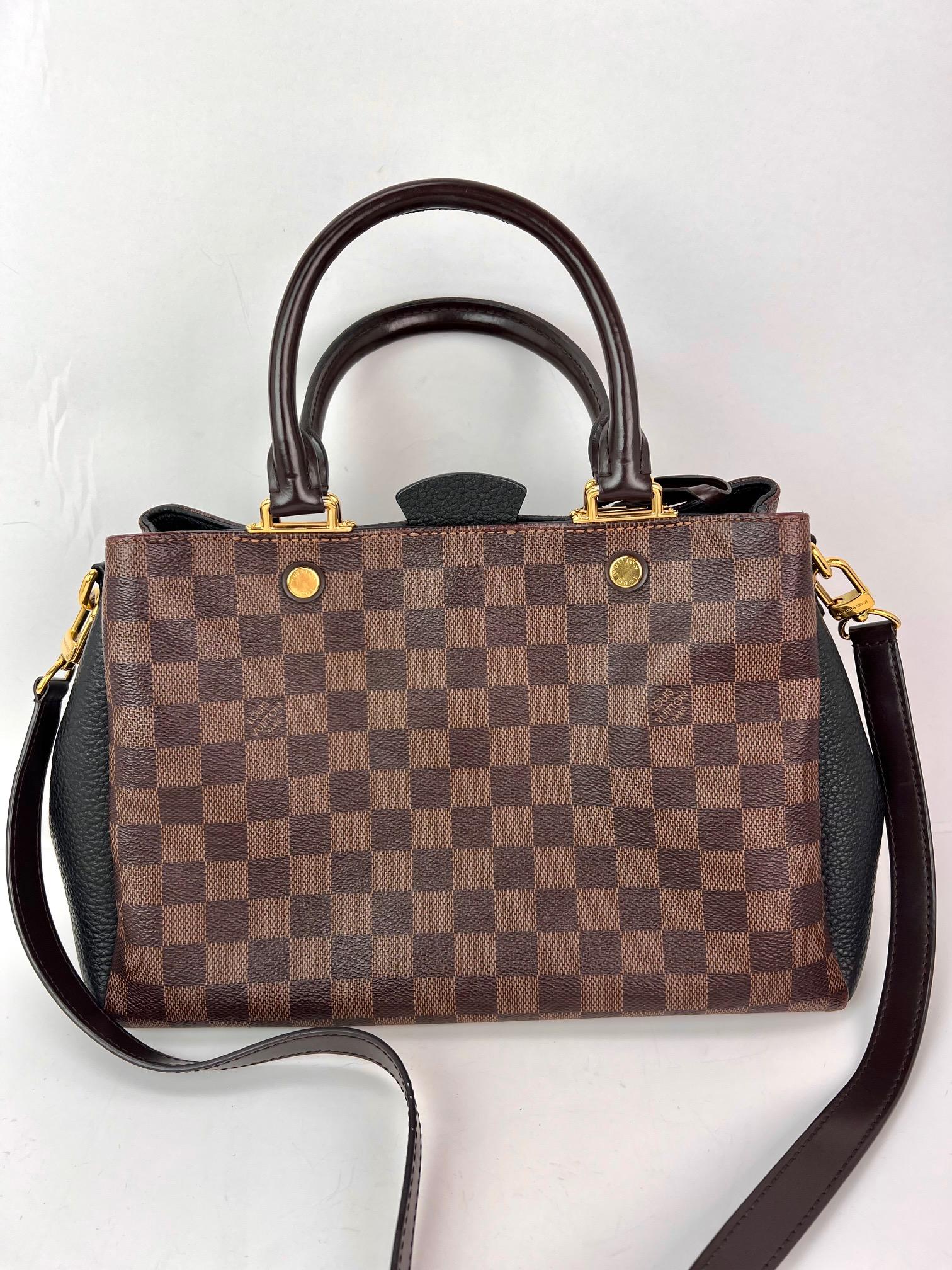 Louis Vuitton Damier EbeneCuir Taurillon Brittany Black Shoulder Bag For Sale 7
