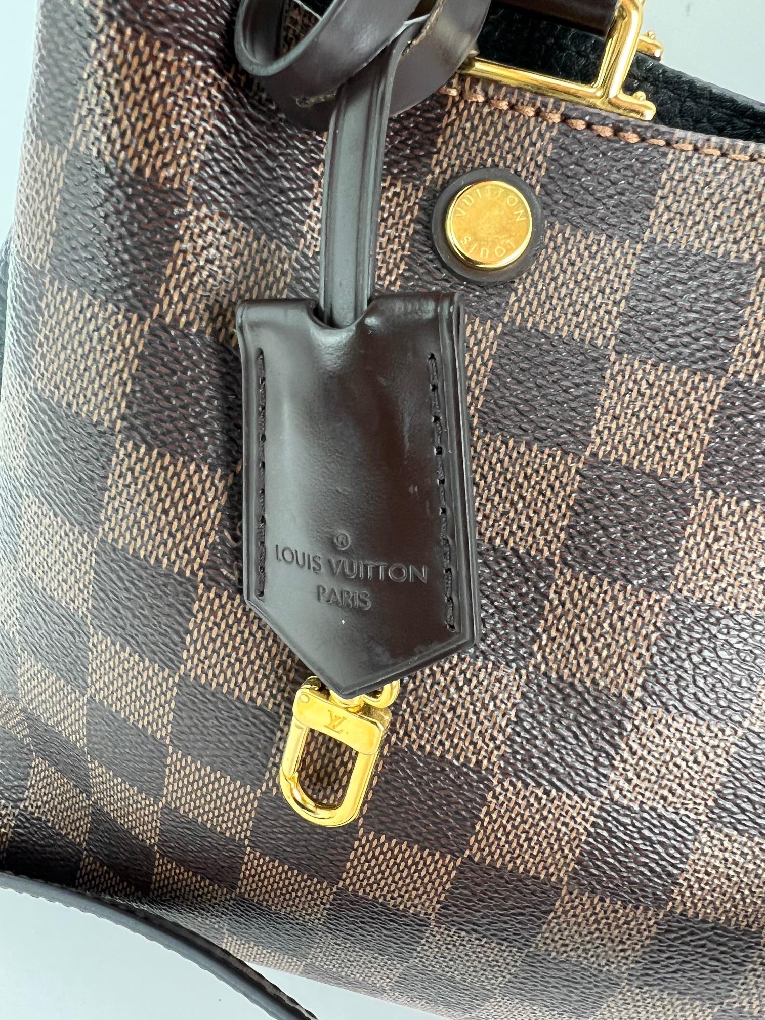 Louis Vuitton Damier EbeneCuir Taurillon Brittany Black Shoulder Bag For Sale 8